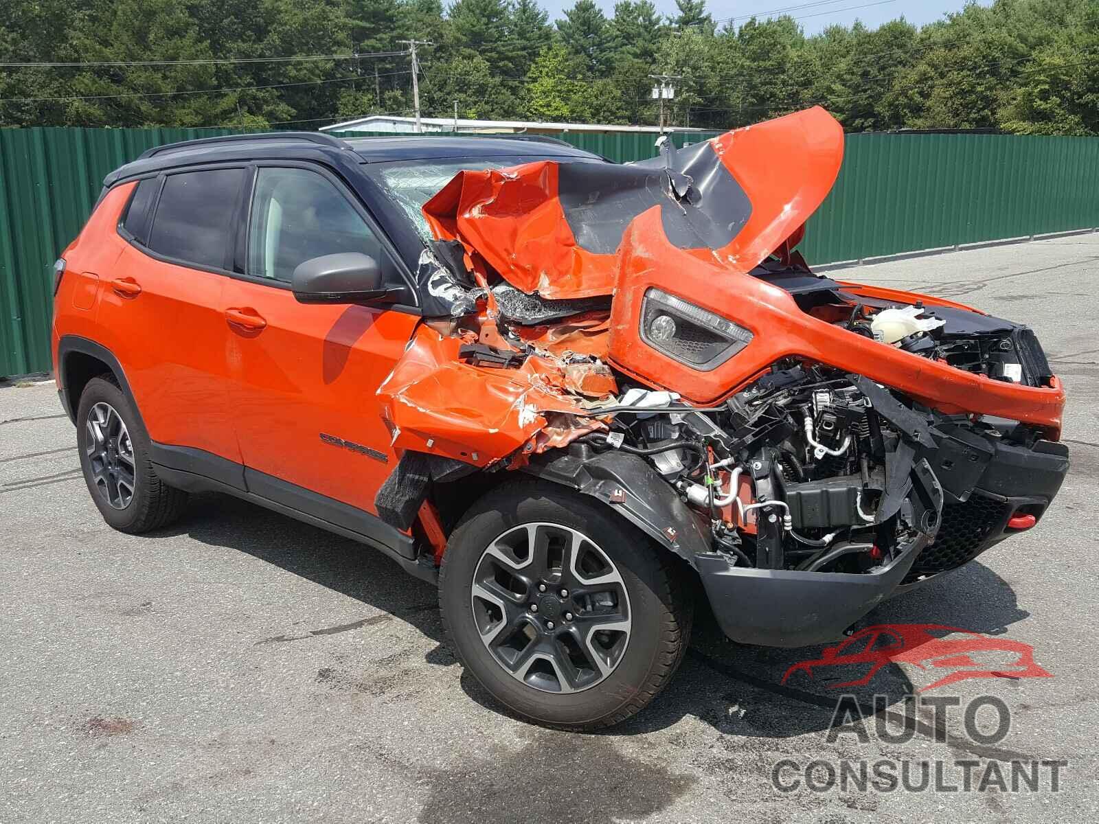 JEEP COMPASS 2018 - 3C4NJDDB5JT499663