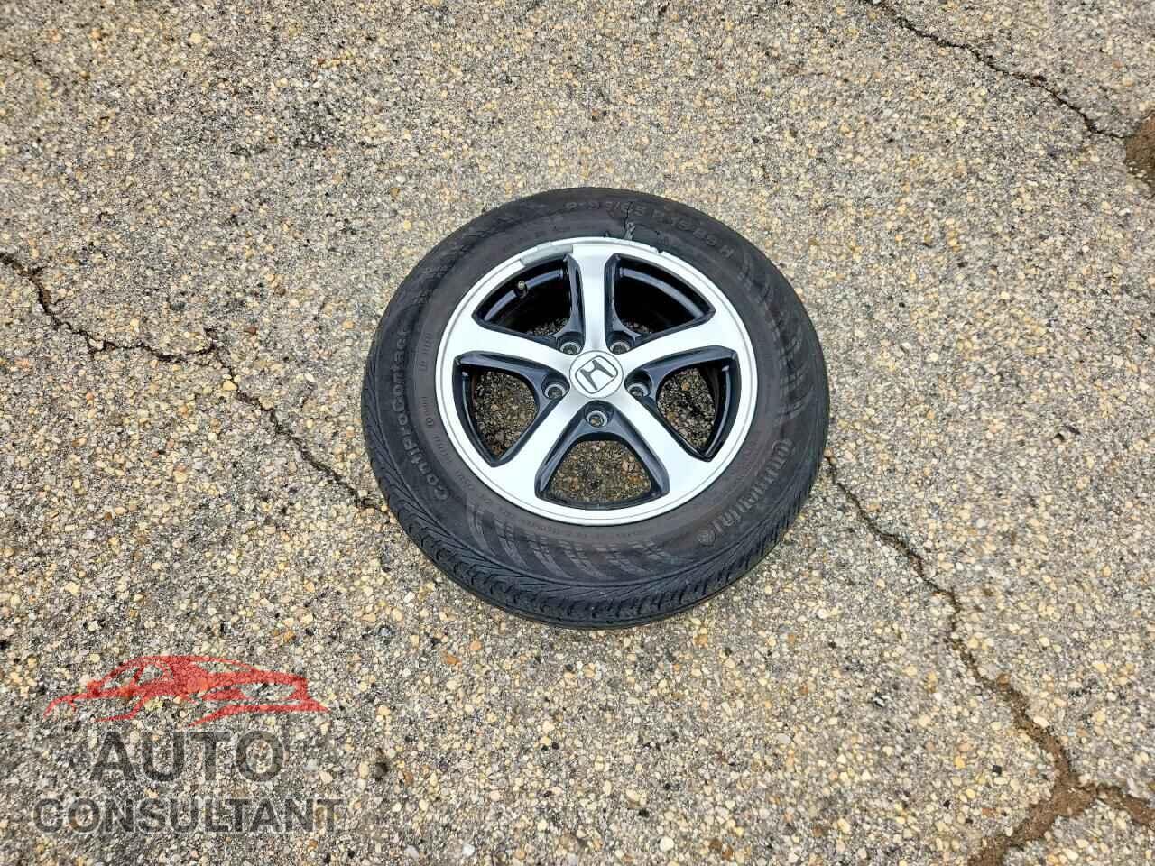 HONDA CIVIC 2015 - 19XFB2F75FE010897