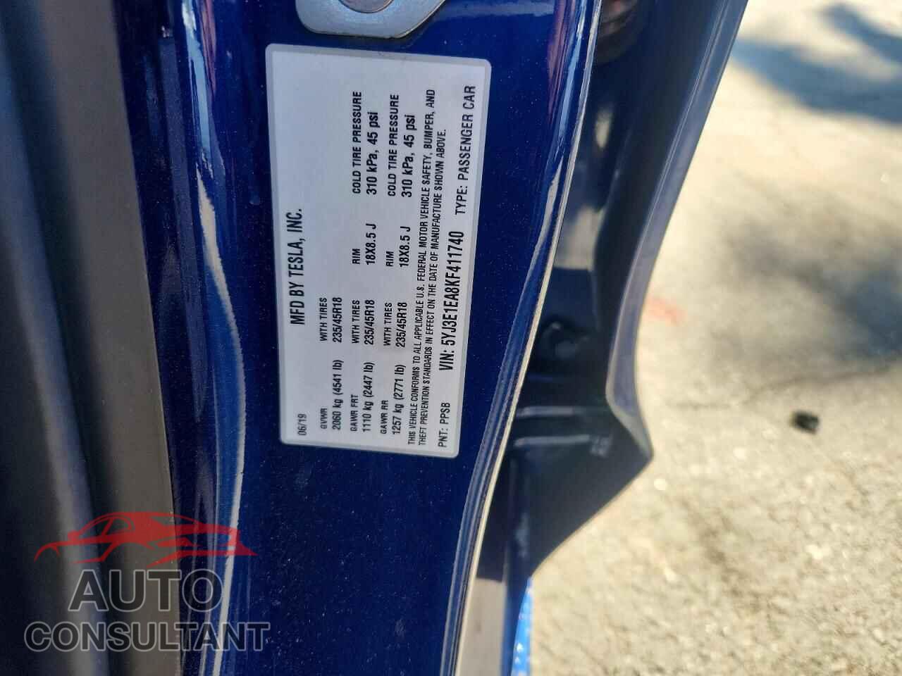 TESLA MODEL 3 2019 - 5YJ3E1EA8KF411740