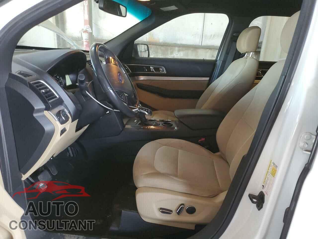 FORD EXPLORER 2017 - 1FM5K7D88HGD65663
