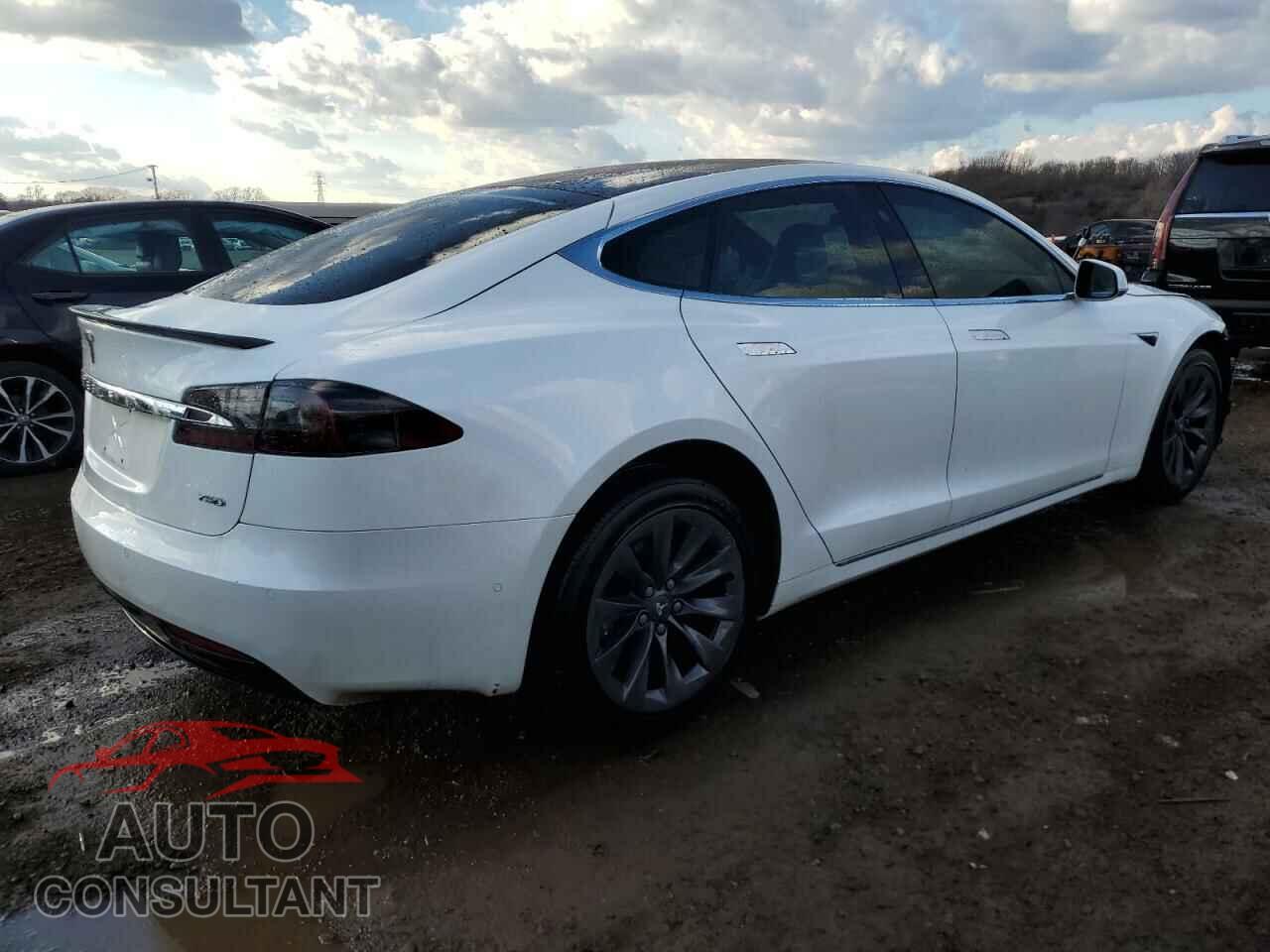 TESLA MODEL S 2017 - 5YJSA1E26HF212985