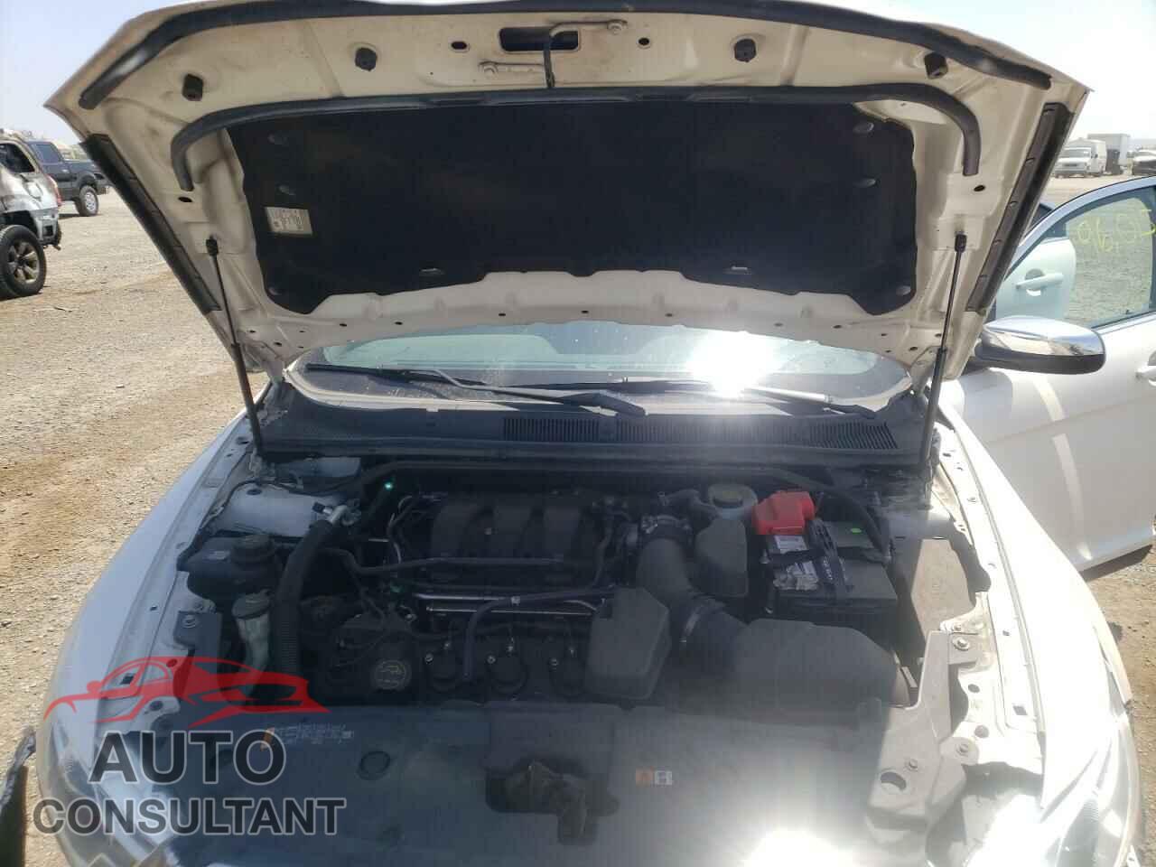 FORD TAURUS 2017 - 1FAHP2F80HG108554