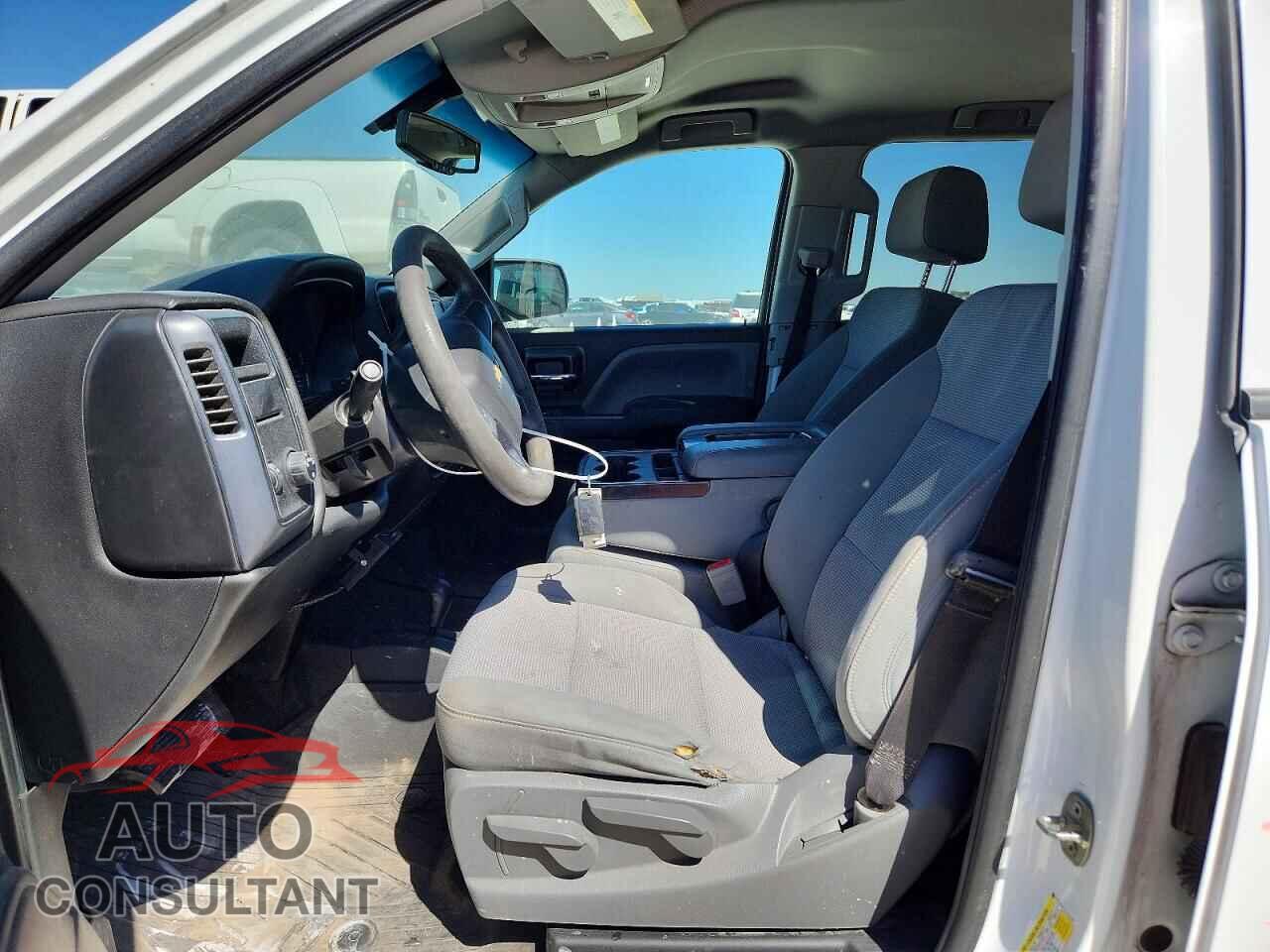 CHEVROLET SILVERADO 2018 - 3GCUKPEC5JG281457