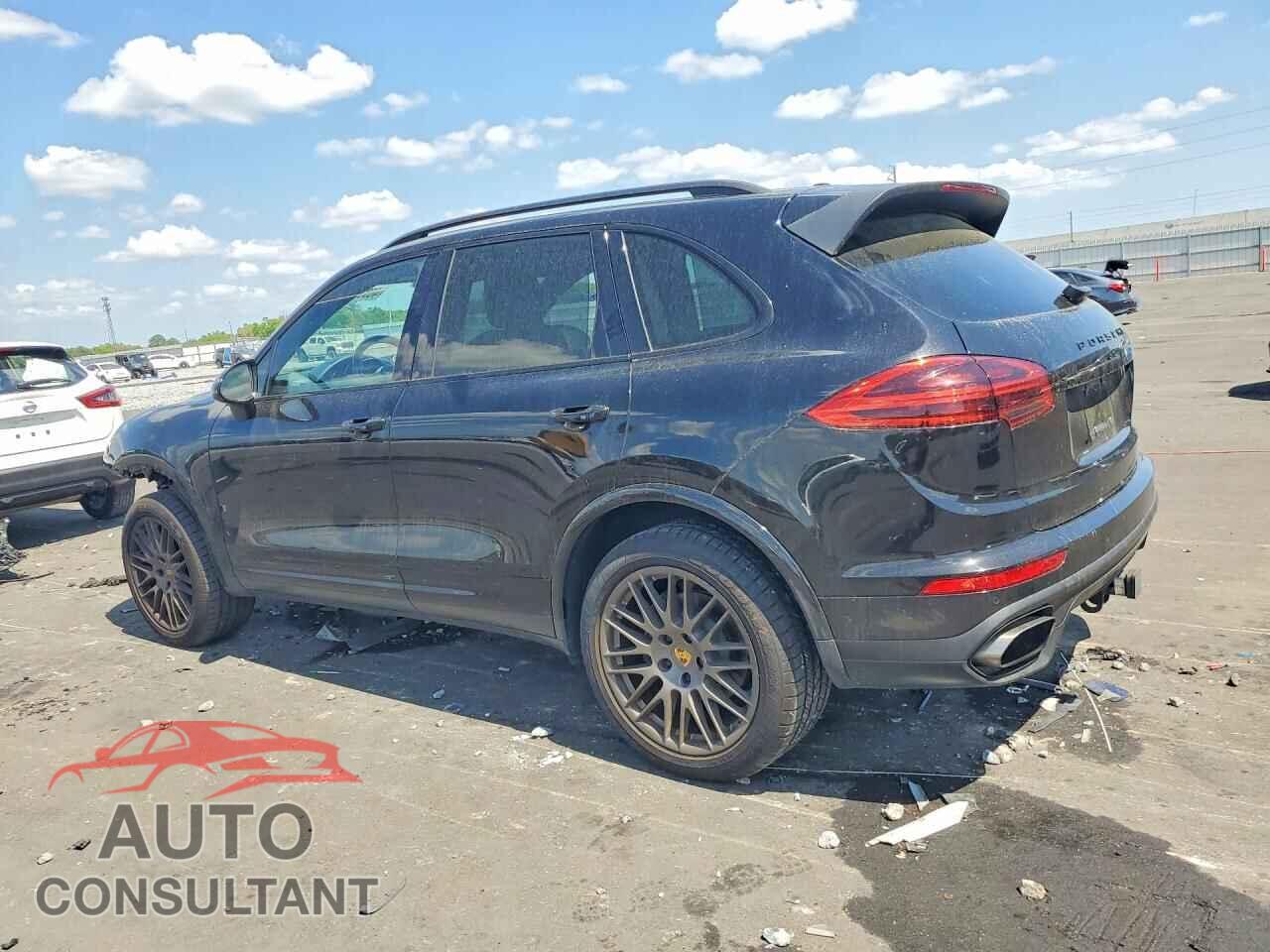 PORSCHE CAYENNE 2017 - WP1AA2A29HKA83875