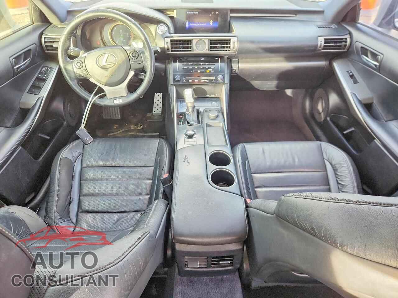 LEXUS IS 2014 - JTHBF1D22E5018677
