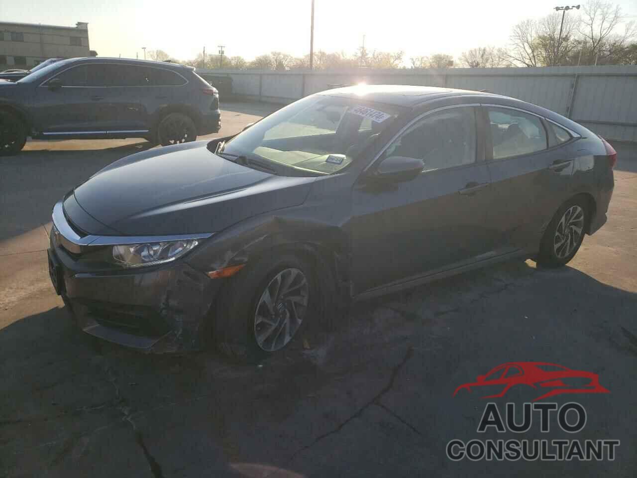 HONDA CIVIC 2018 - 2HGFC2F77JH568150