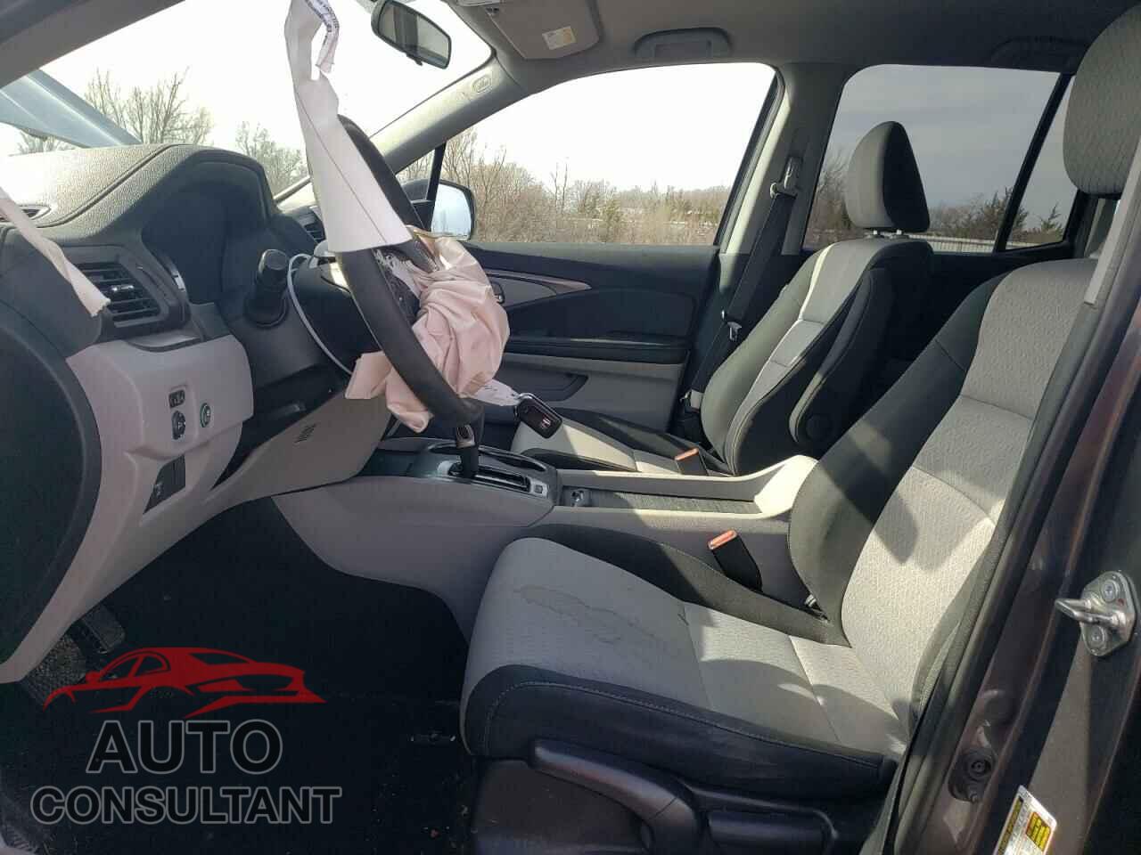 HONDA RIDGELINE 2017 - 5FPYK3F40HB038132
