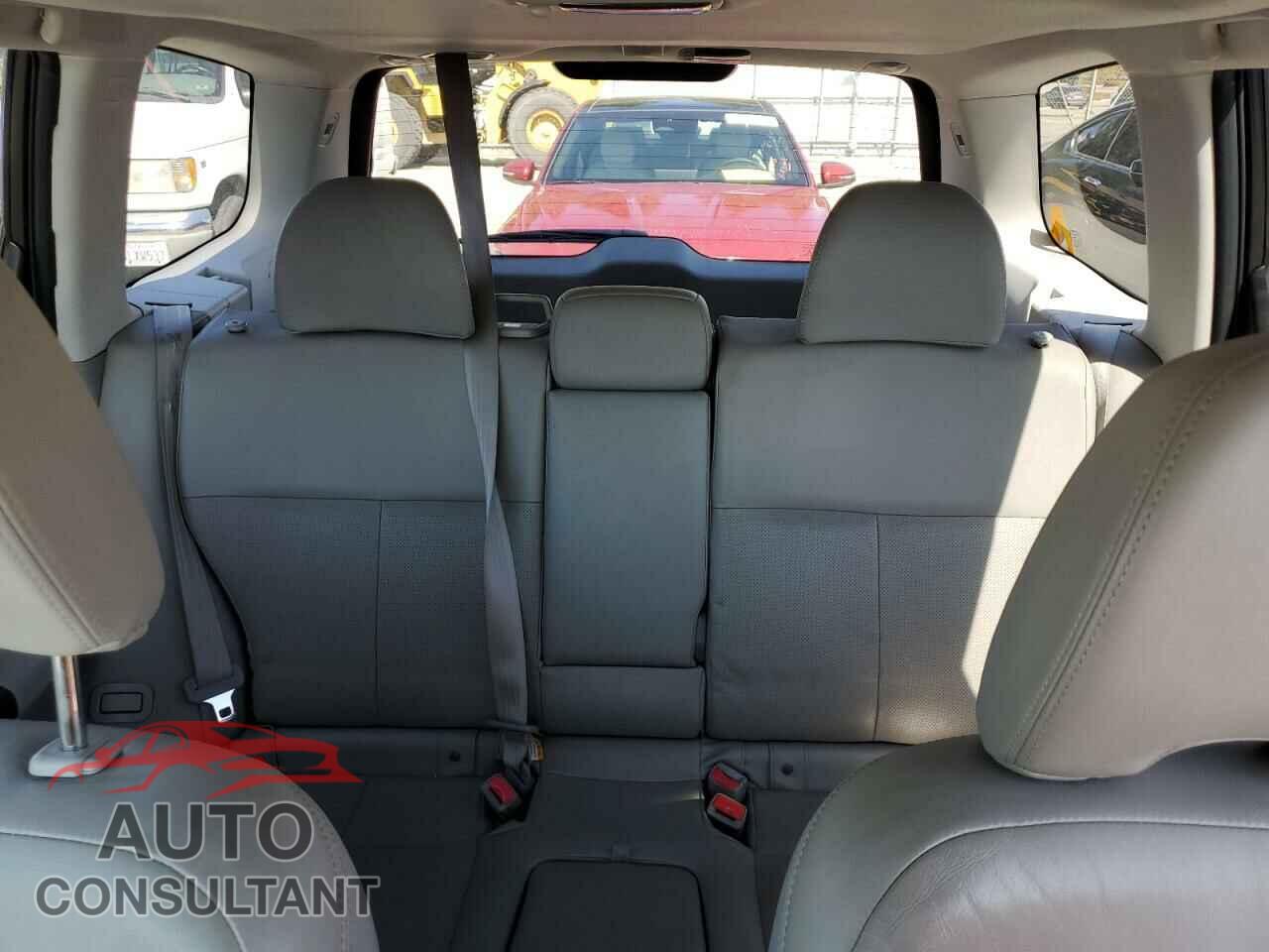 SUBARU FORESTER 2013 - JF2SHAEC9DH426160