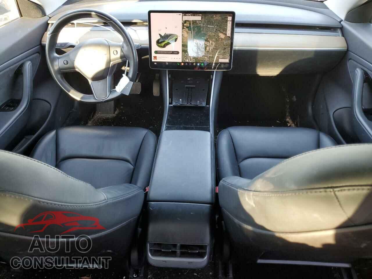 TESLA MODEL 3 2019 - 5YJ3E1EB8KF208579