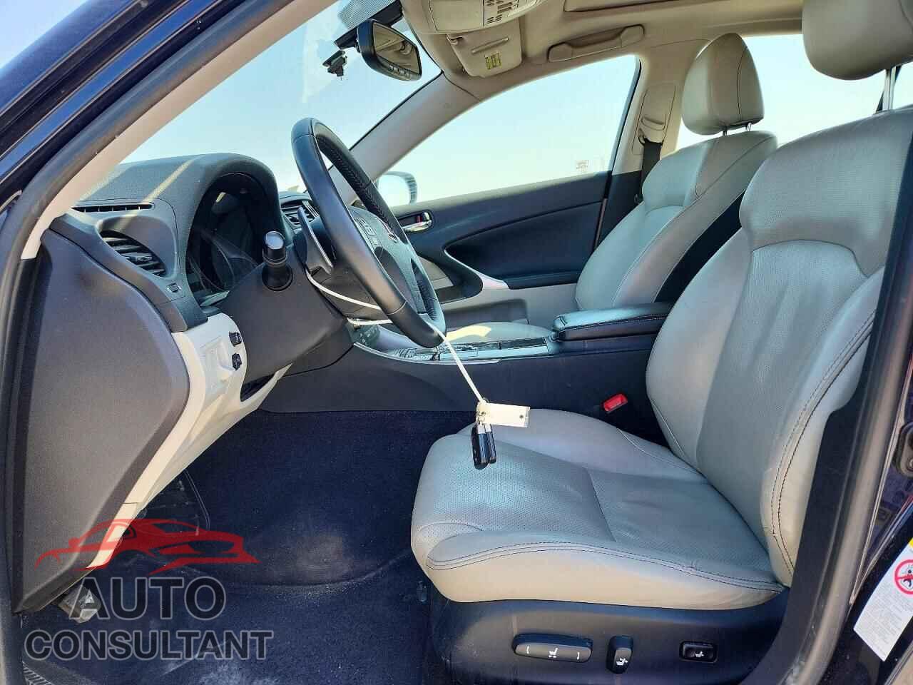 LEXUS IS 2010 - JTHCF5C29A2033993