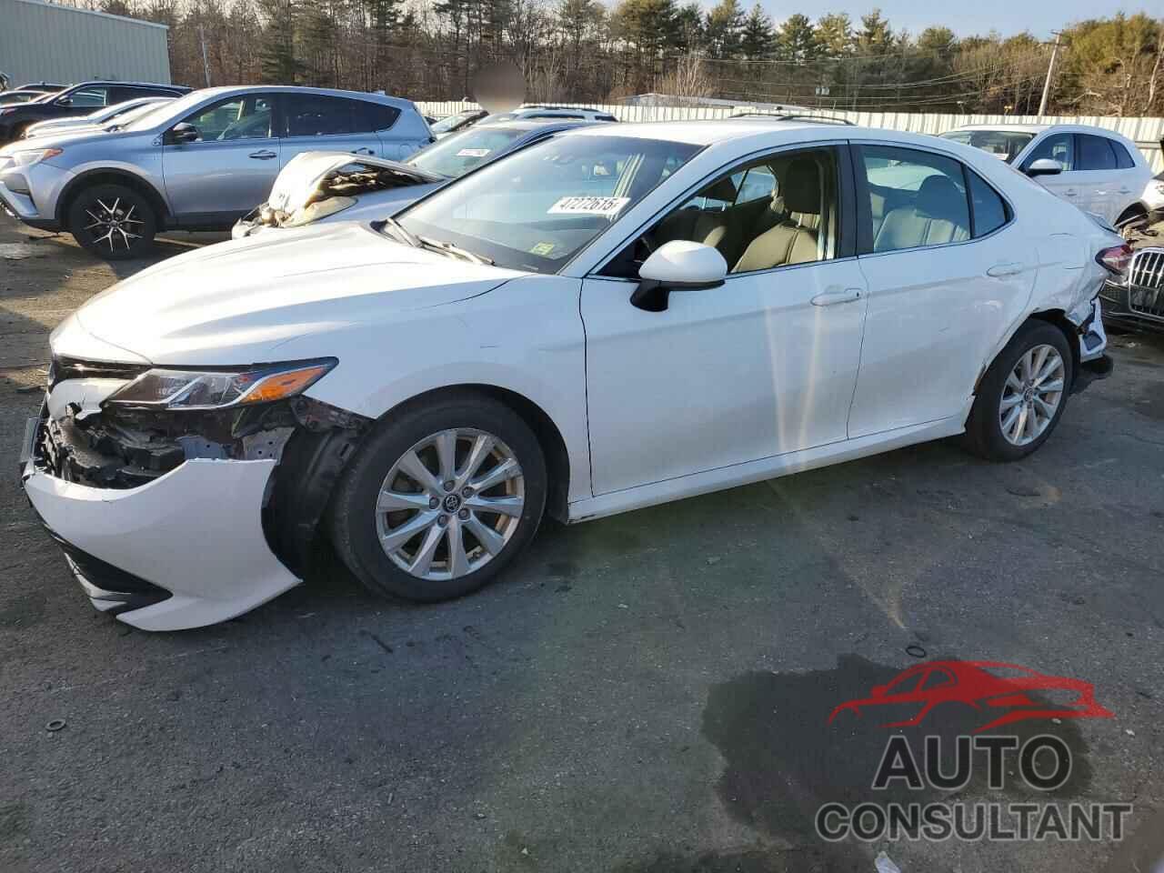 TOYOTA CAMRY 2018 - 4T1B11HK4JU565035