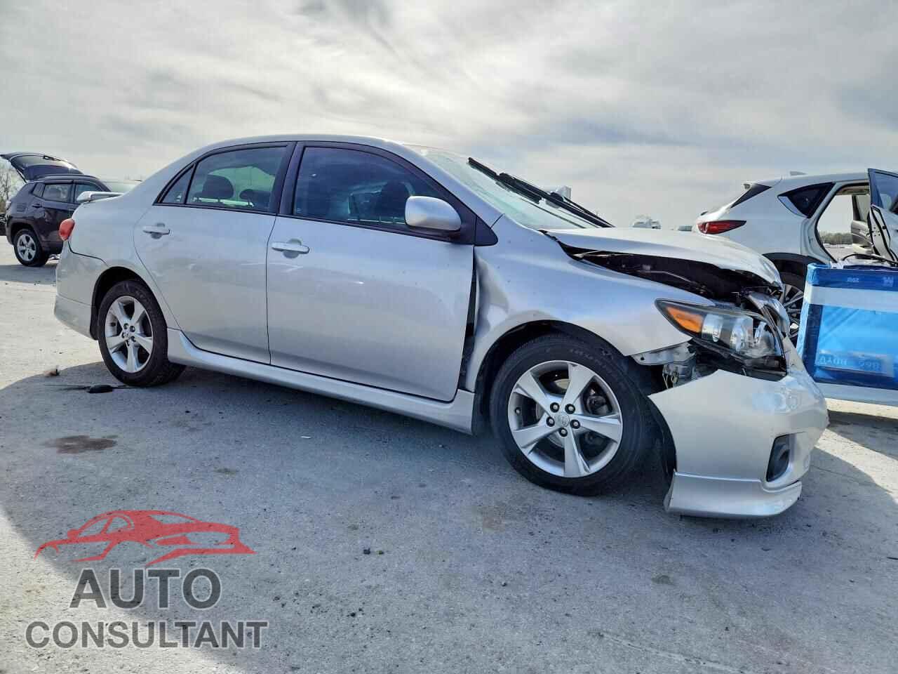 TOYOTA COROLLA 2012 - 2T1BU4EE2CC764516