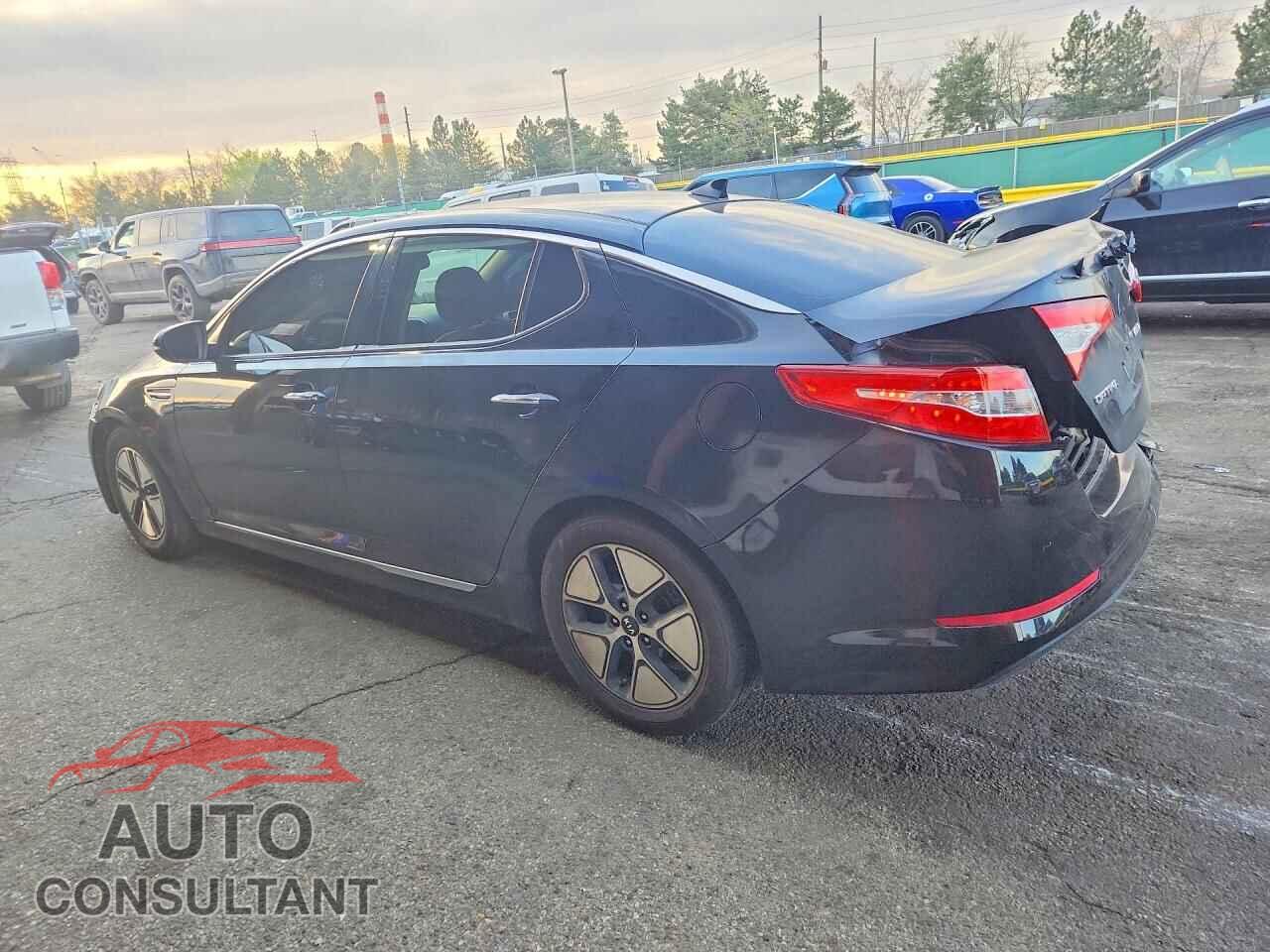 KIA OPTIMA 2011 - KNAGM4ADXB5000957