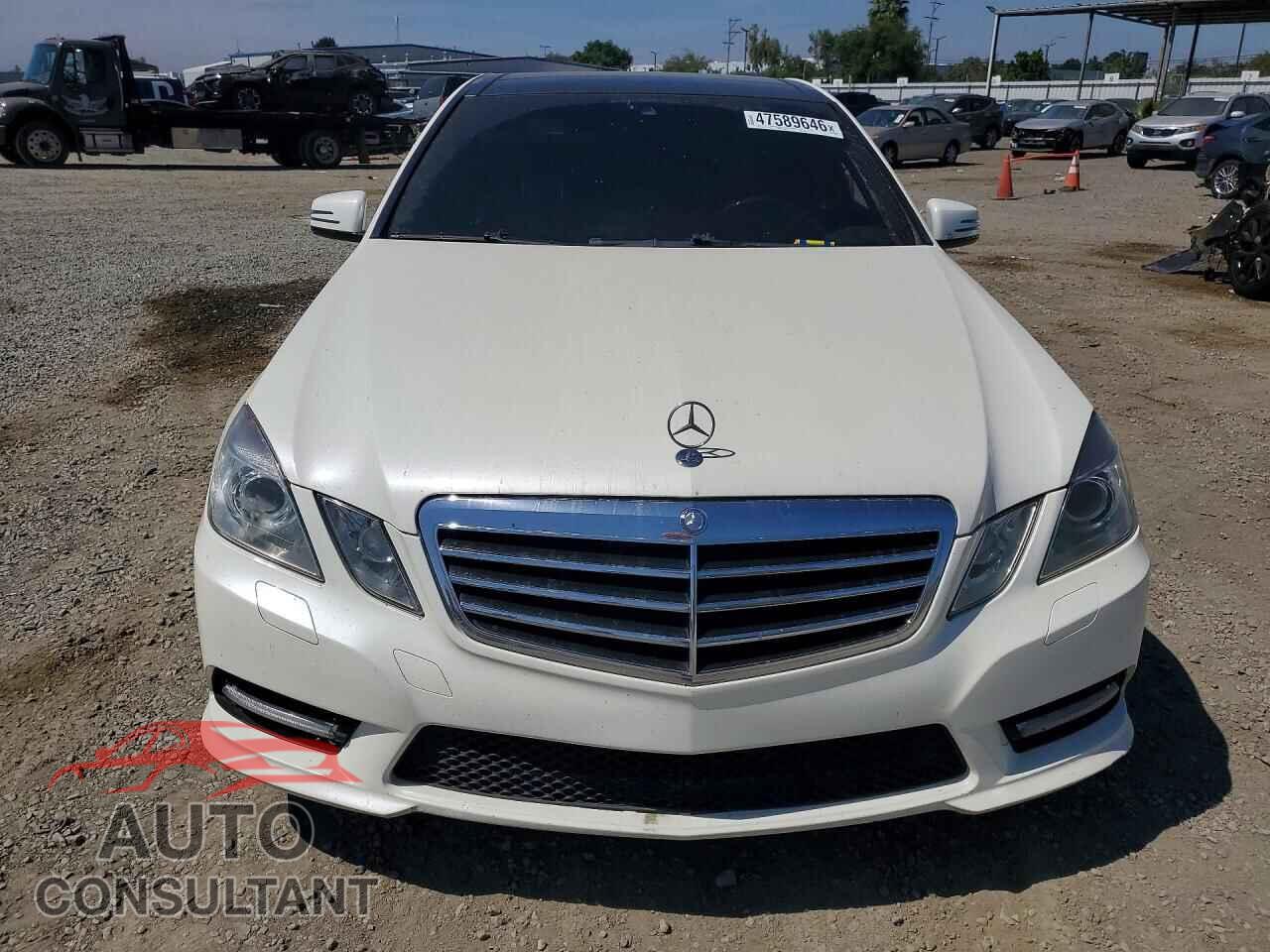 MERCEDES-BENZ E-CLASS 2012 - WDDHF5KB7CA588402