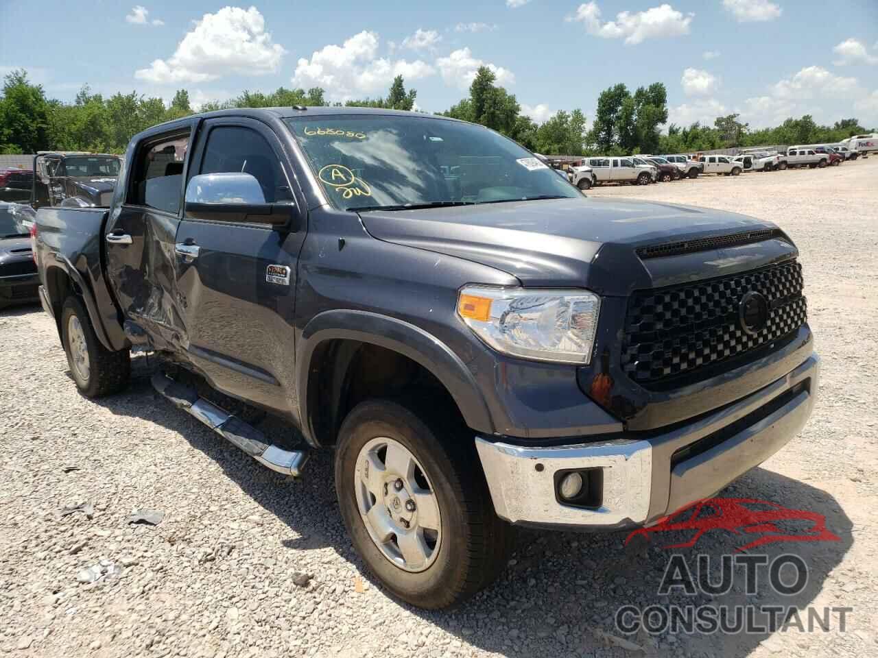 TOYOTA TUNDRA 2017 - 5TFAW5F14HX668080