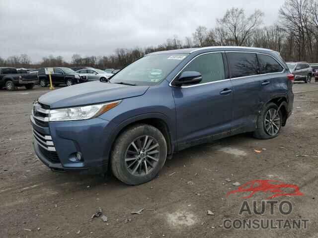 TOYOTA HIGHLANDER 2019 - 5TDJZRFH2KS995800