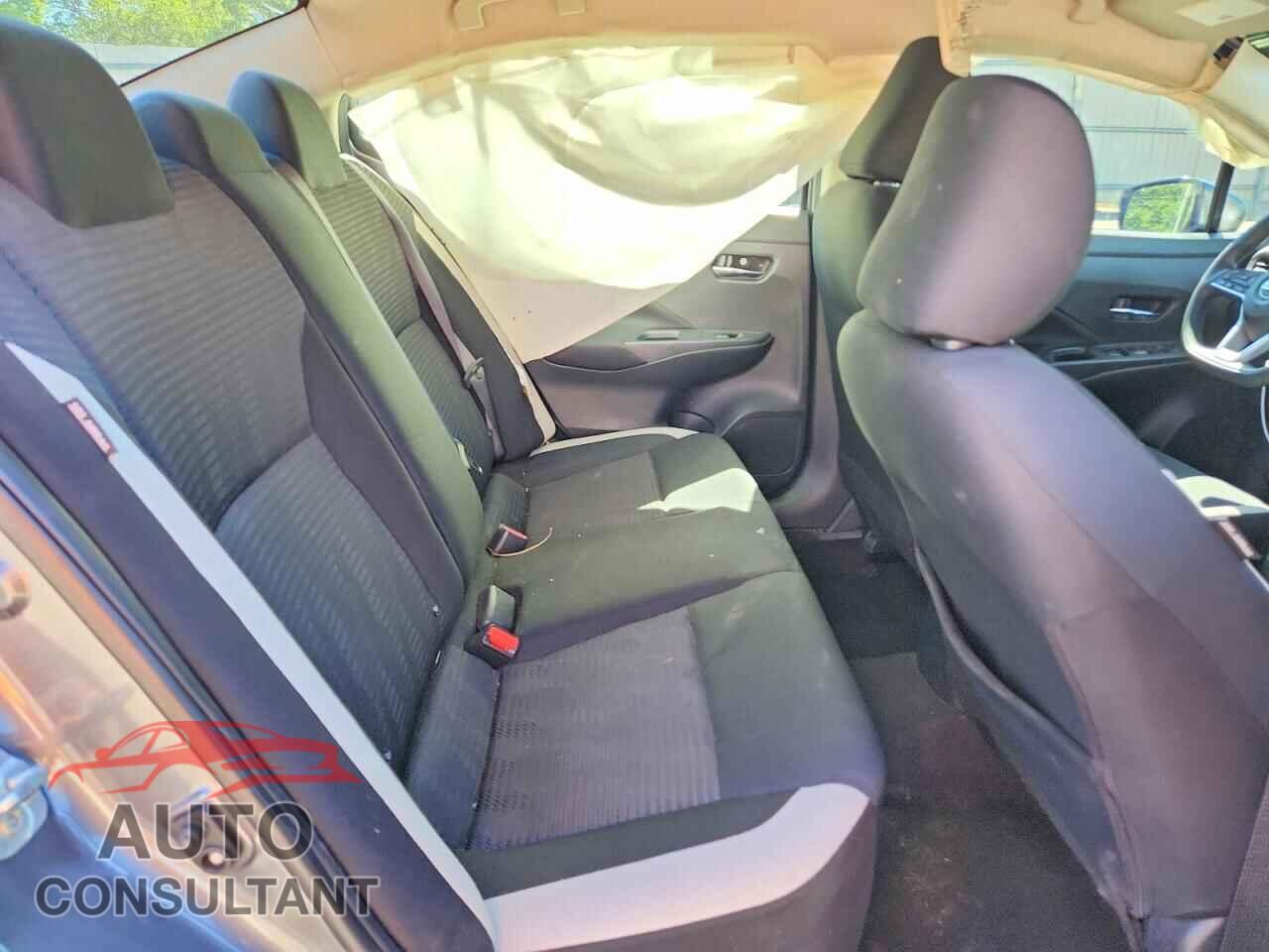 NISSAN VERSA 2021 - 3N1CN8EV2ML856462
