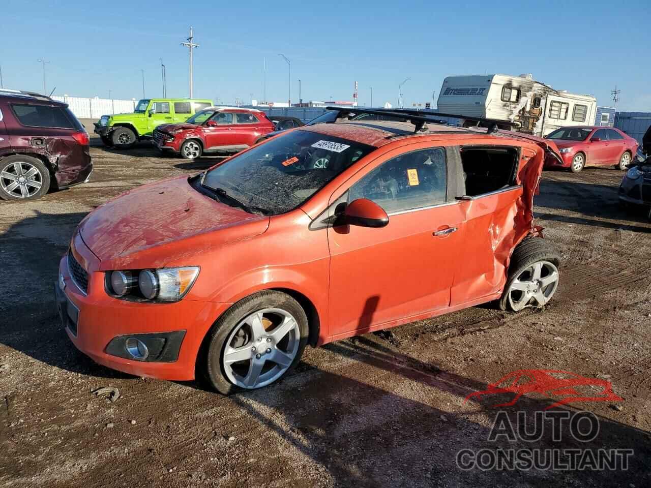 CHEVROLET SONIC 2013 - 1G1JE6SB5D4212391
