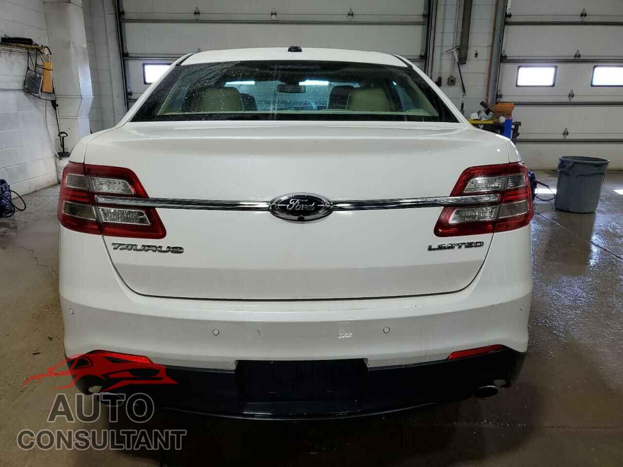 FORD TAURUS 2015 - 1FAHP2F88FG181927
