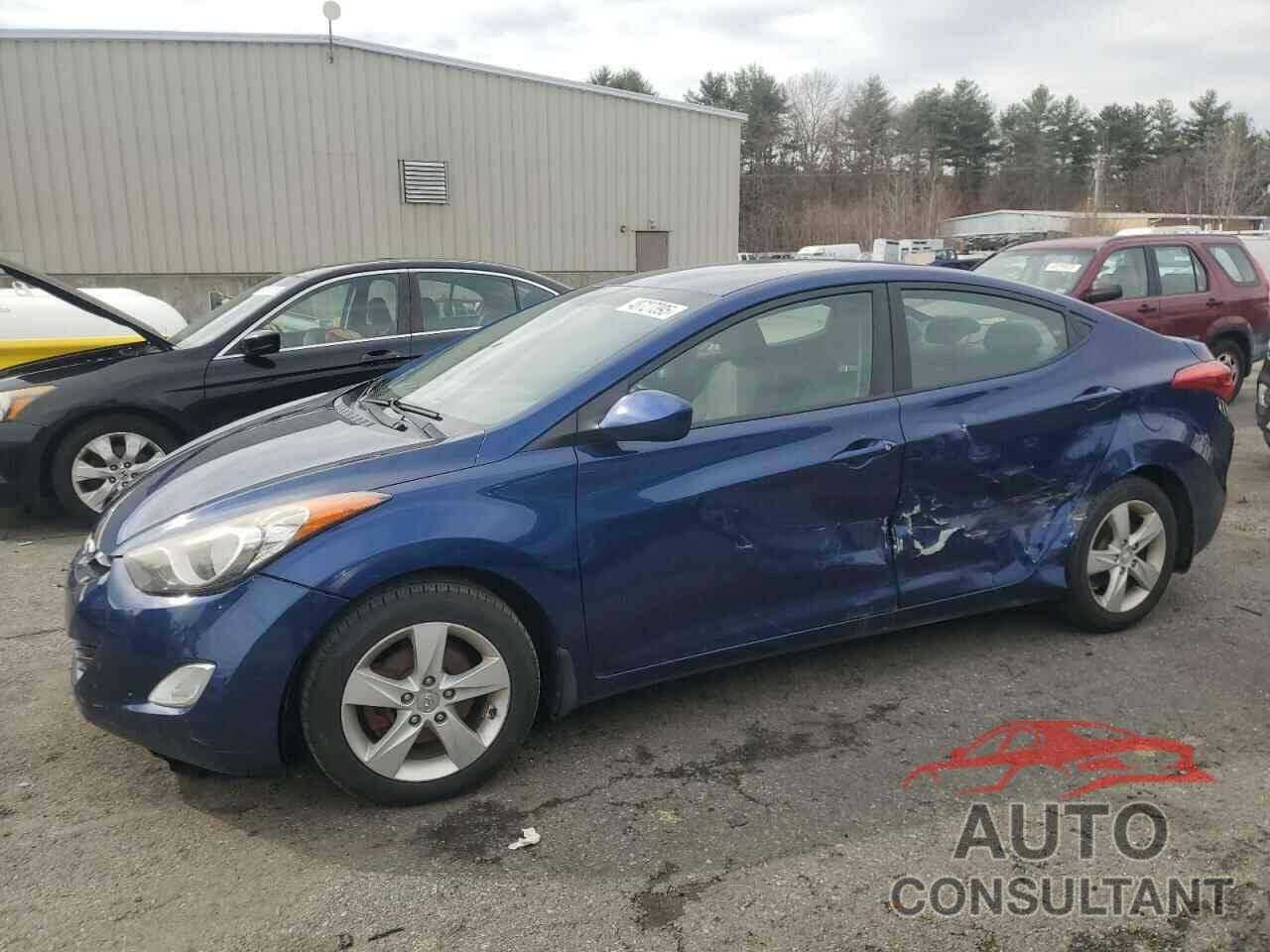 HYUNDAI ELANTRA 2013 - KMHDH4AE4DU498810