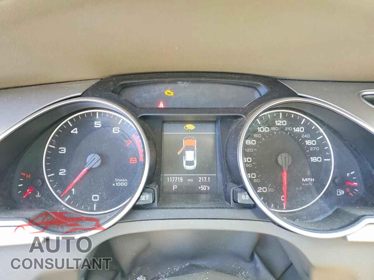 AUDI A5 2011 - WAULFAFR3BA014122