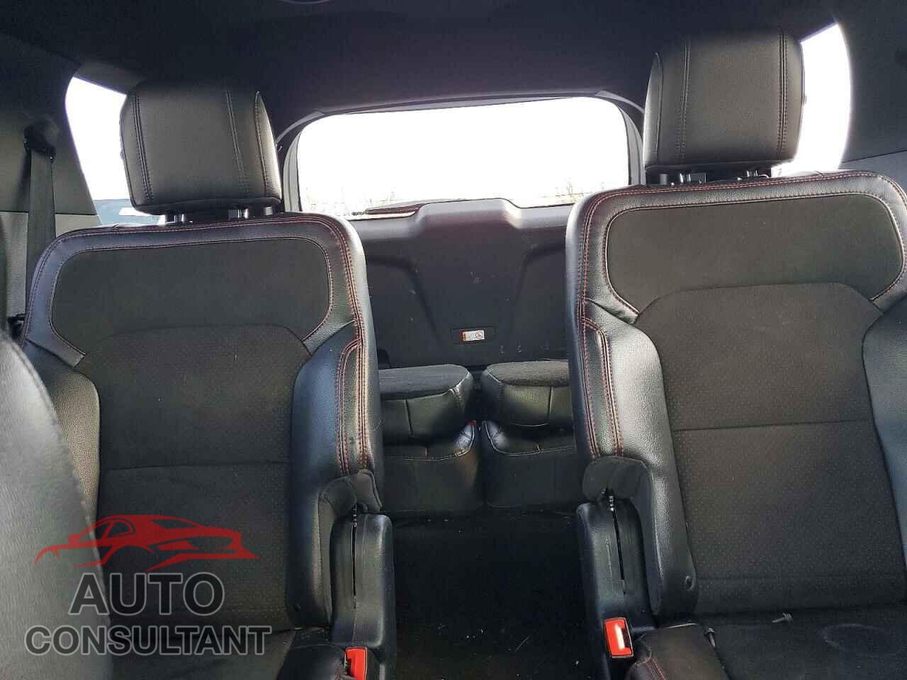 FORD EXPLORER 2018 - 1FM5K8D81JGC60801