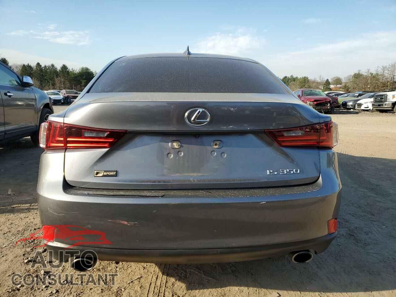 LEXUS IS 2014 - JTHBE1D25E5006820