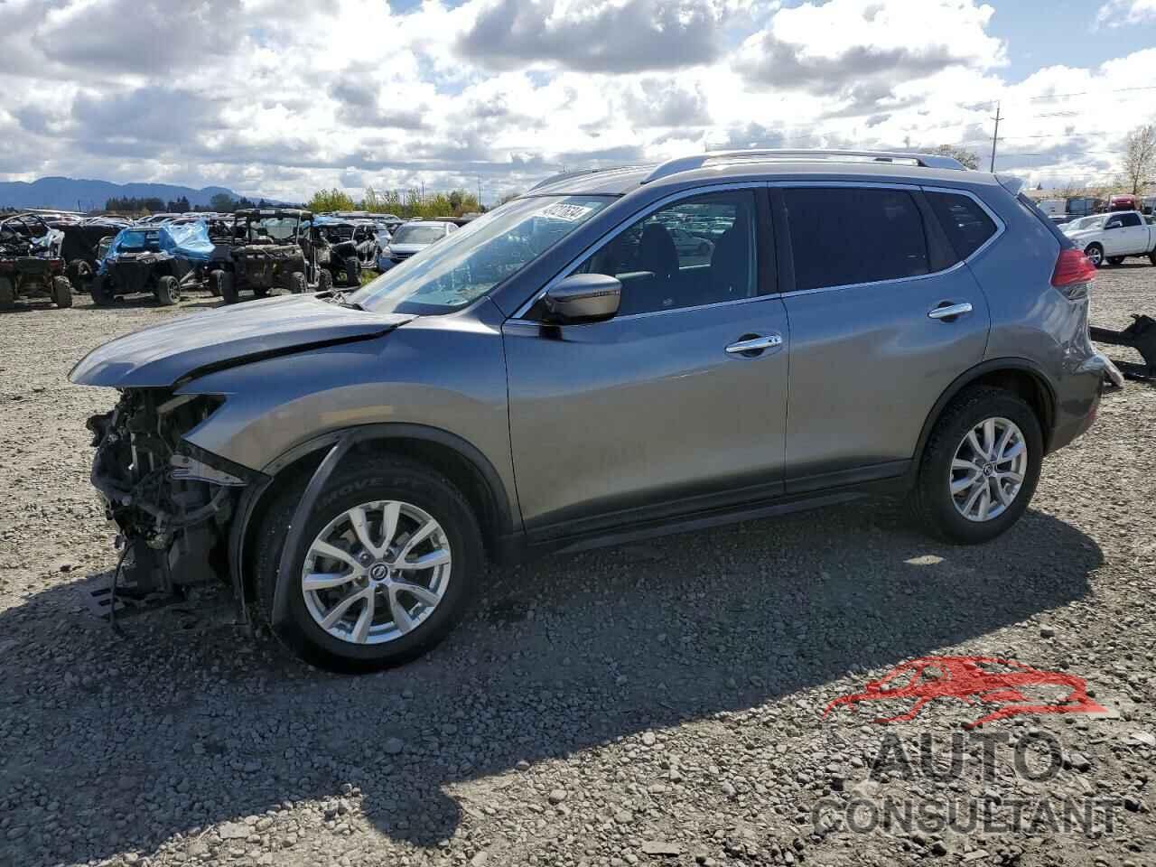 NISSAN ROGUE 2017 - KNMAT2MV4HP585293