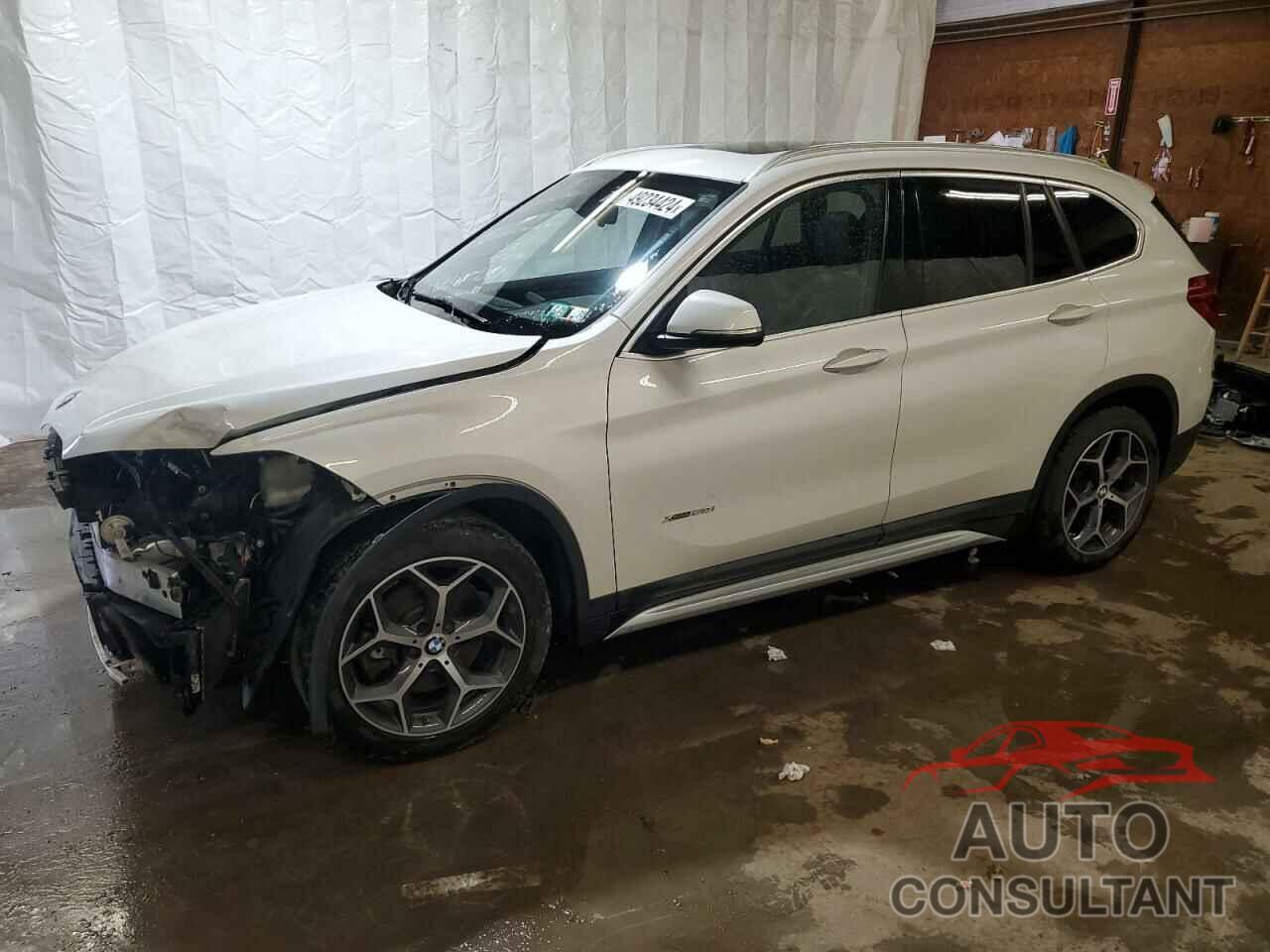 BMW X1 2016 - WBXHT3C30GP881272