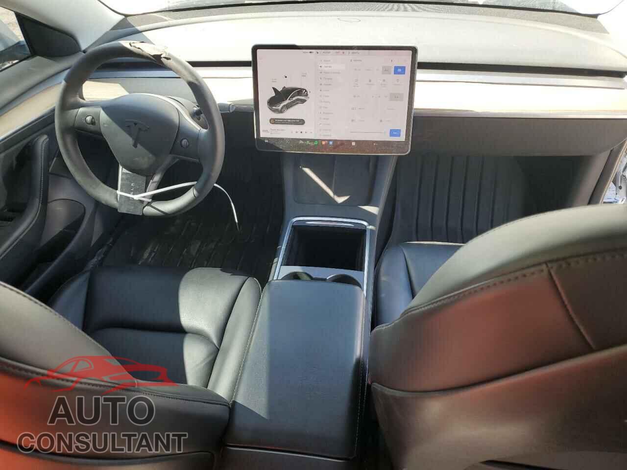 TESLA MODEL 3 2021 - 5YJ3E1EA0MF986272