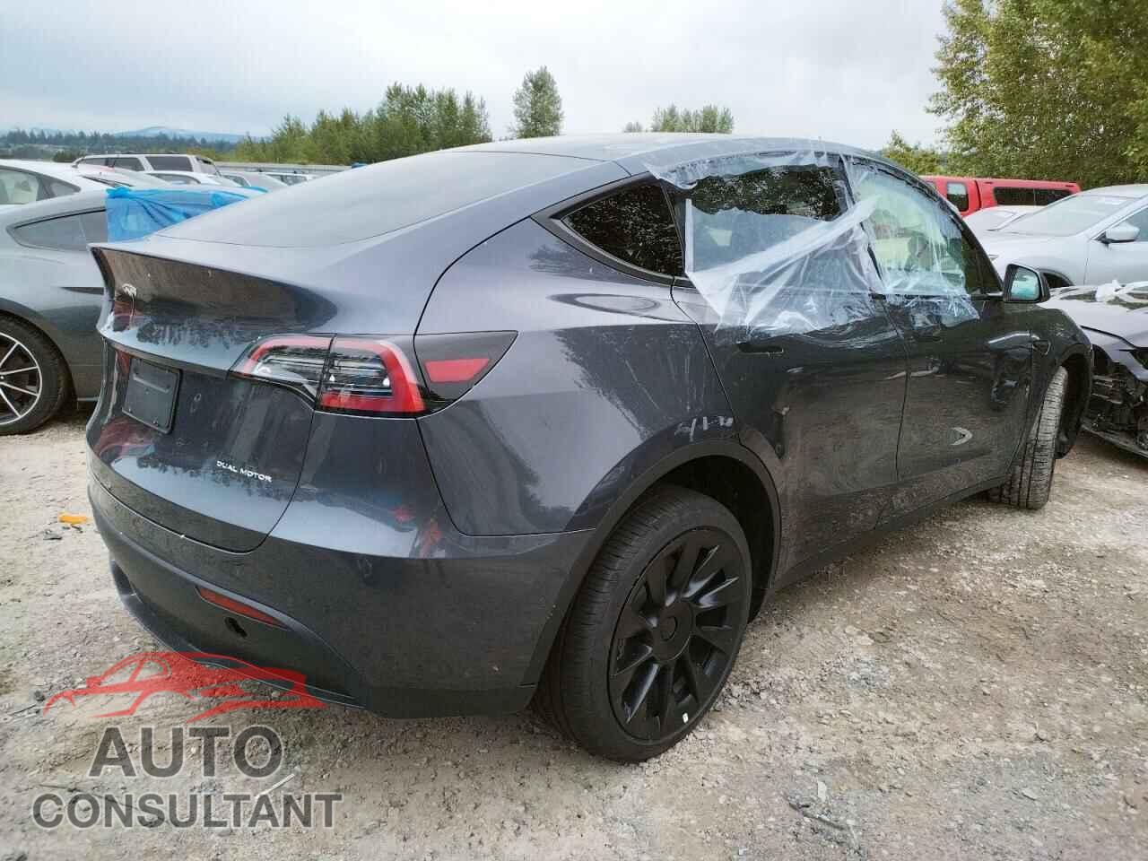 TESLA MODEL Y 2022 - 7SAYGDEE9NF386357