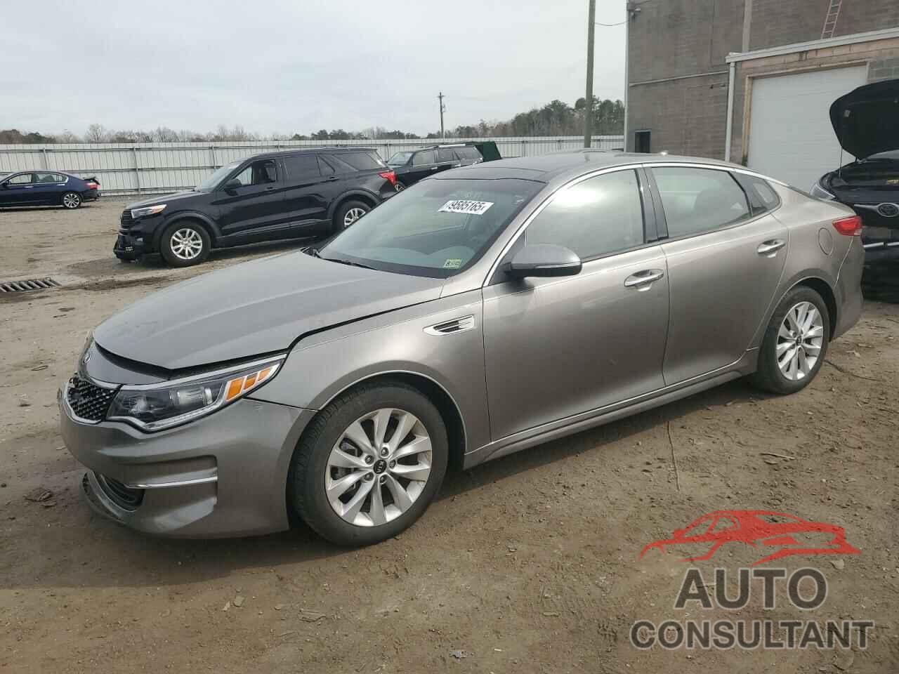 KIA OPTIMA 2018 - 5XXGU4L36JG207122