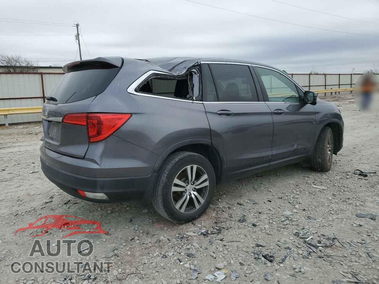 HONDA PILOT 2017 - 5FNYF5H79HB001323