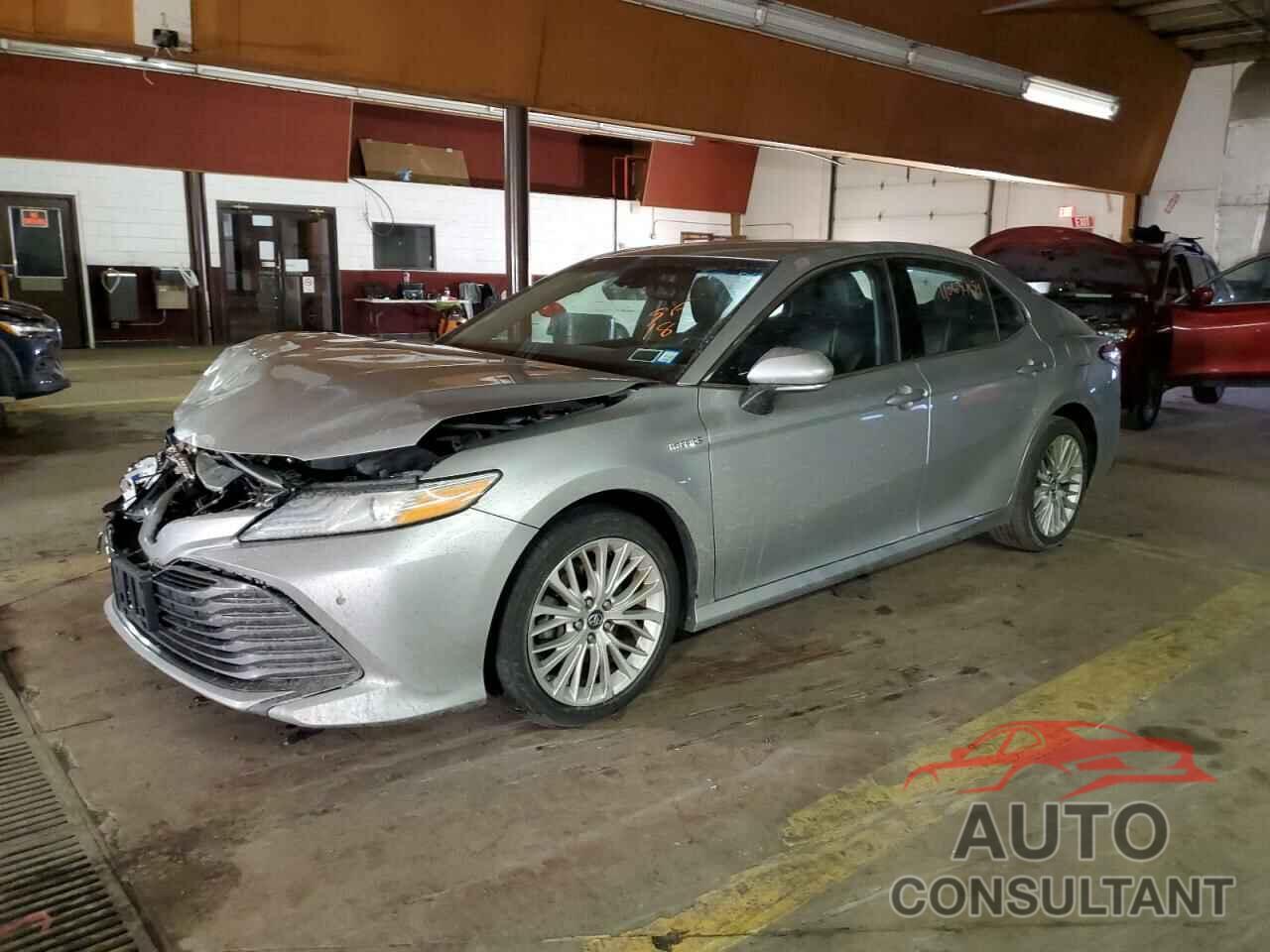 TOYOTA CAMRY 2018 - 4T1B21HK0JU003517