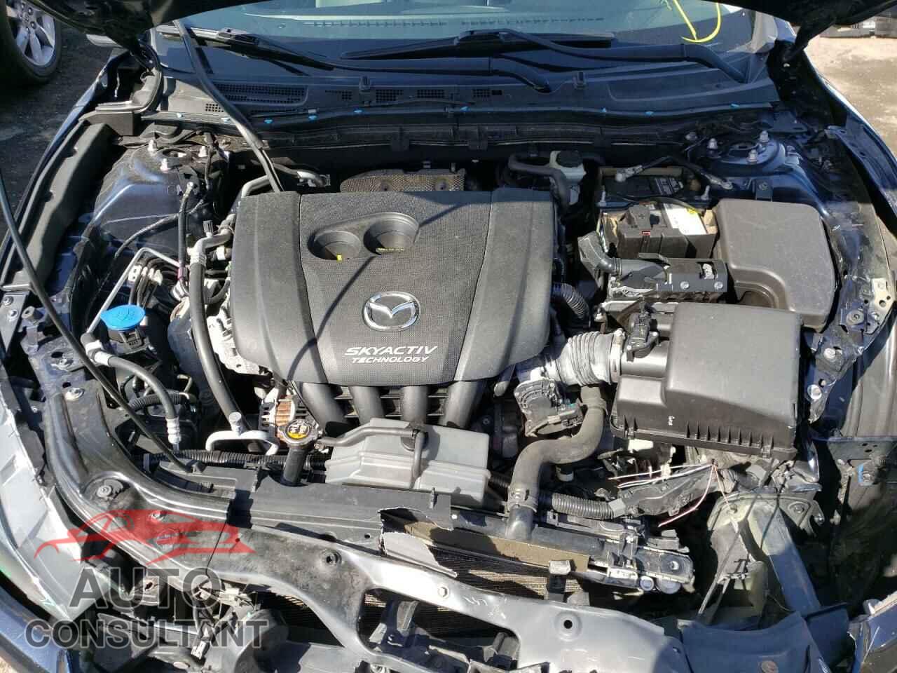 MAZDA 3 2017 - 3MZBN1V7XHM114440