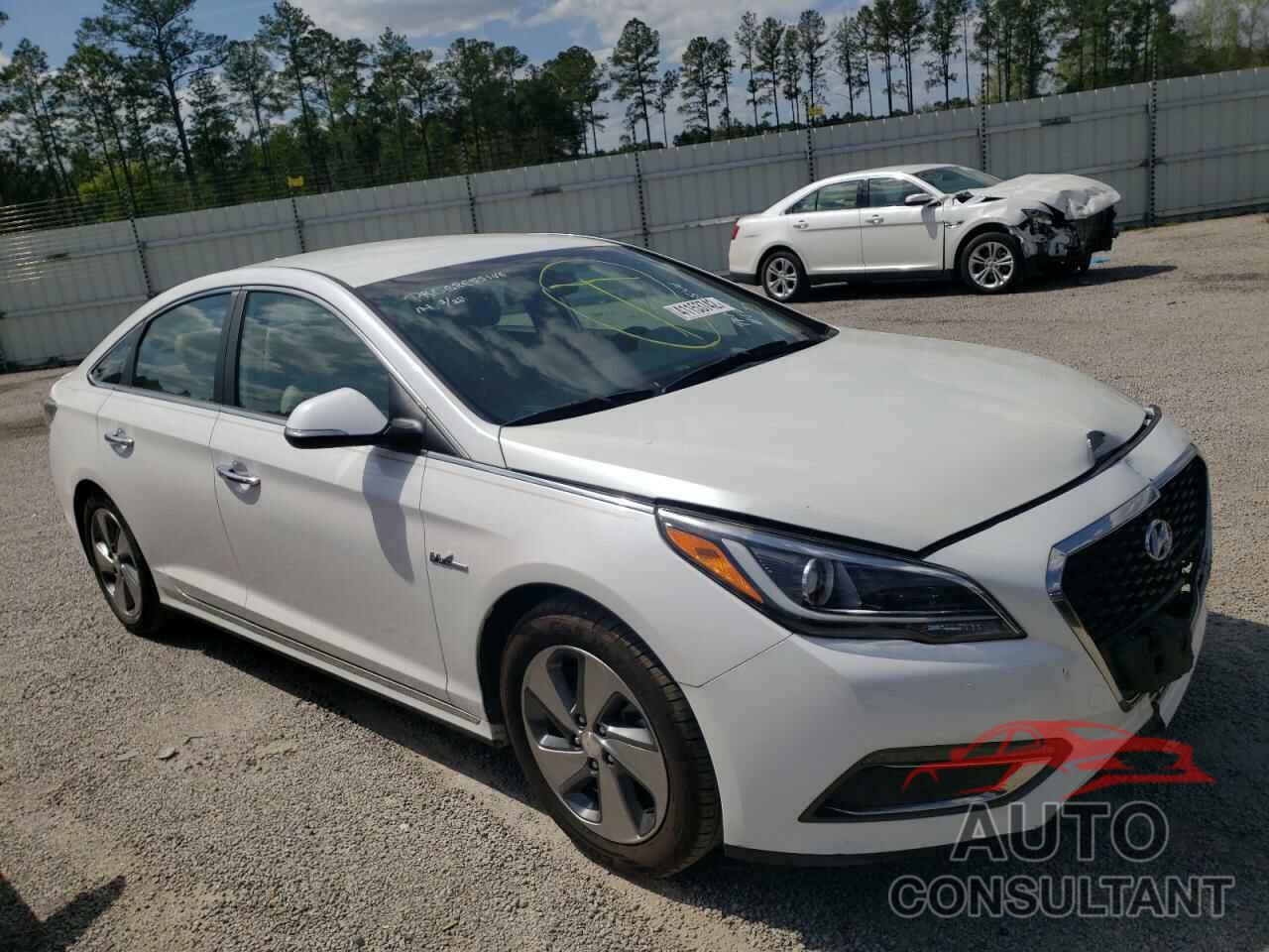 HYUNDAI SONATA 2017 - KMHE34L17HA047746