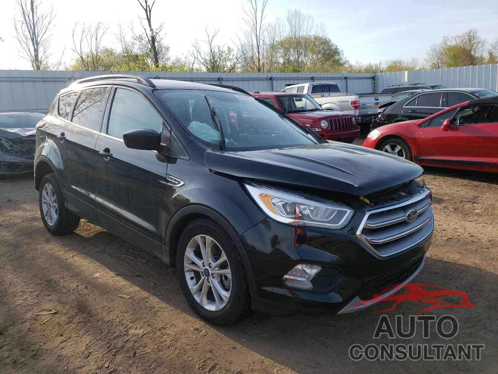 FORD ESCAPE 2017 - 1FMCU0G91HUD91049
