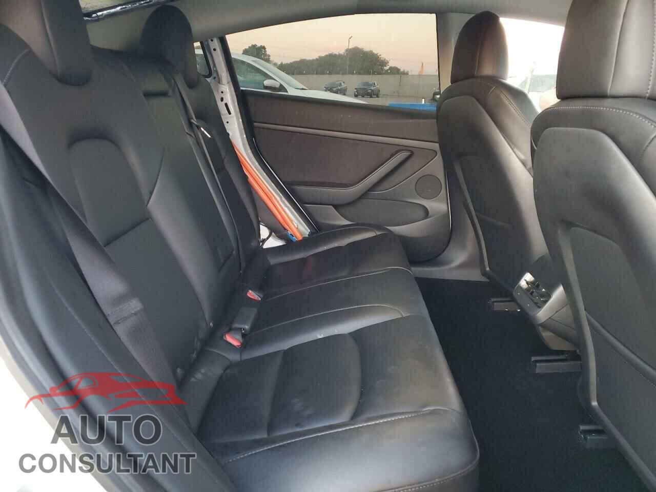TESLA MODEL 3 2022 - 5YJ3E1EB3NF125565