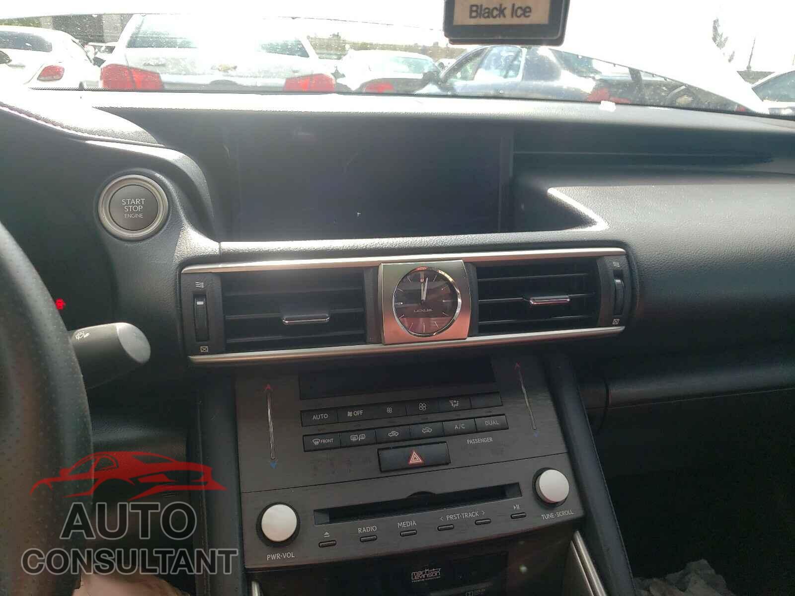 LEXUS IS 2019 - JTHBZ1D26K5034531