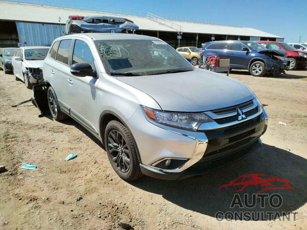 MITSUBISHI OUTLANDER 2018 - JA4AD3A38JZ054365