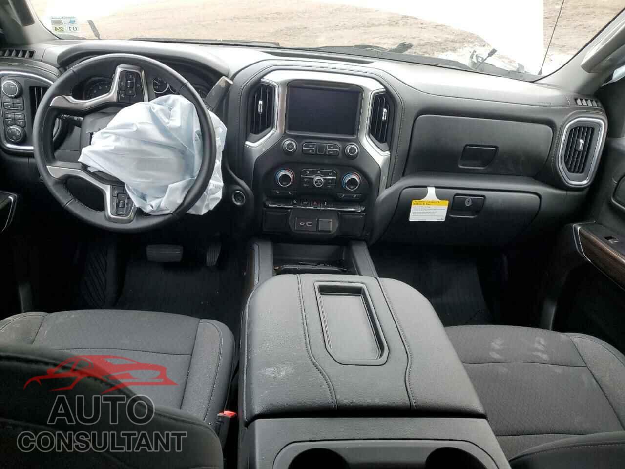 CHEVROLET SILVERADO 2021 - 3GCPYFED2MG472000