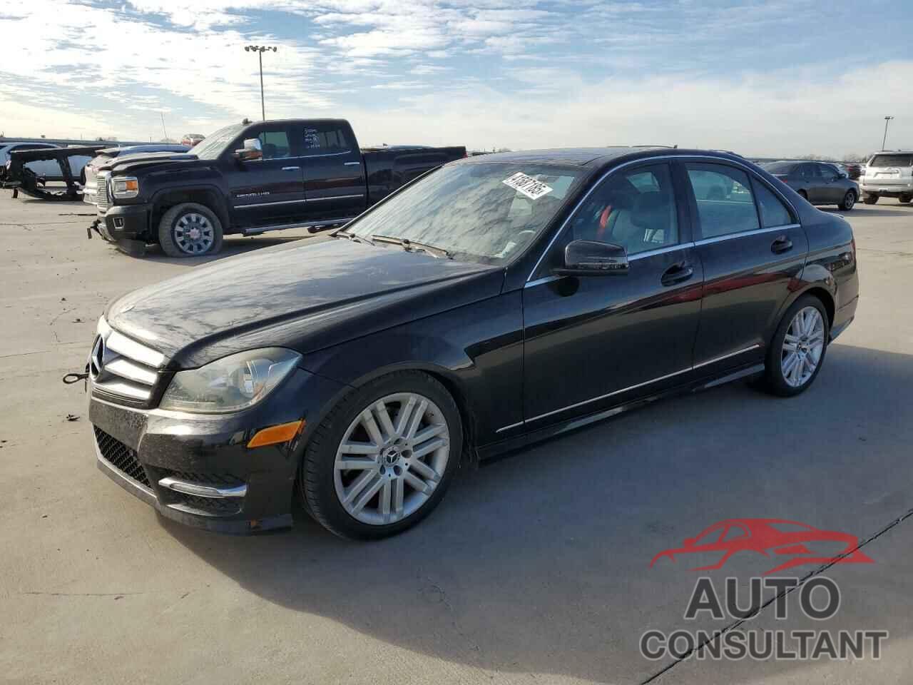 MERCEDES-BENZ C-CLASS 2013 - WDDGF8AB4DR262073