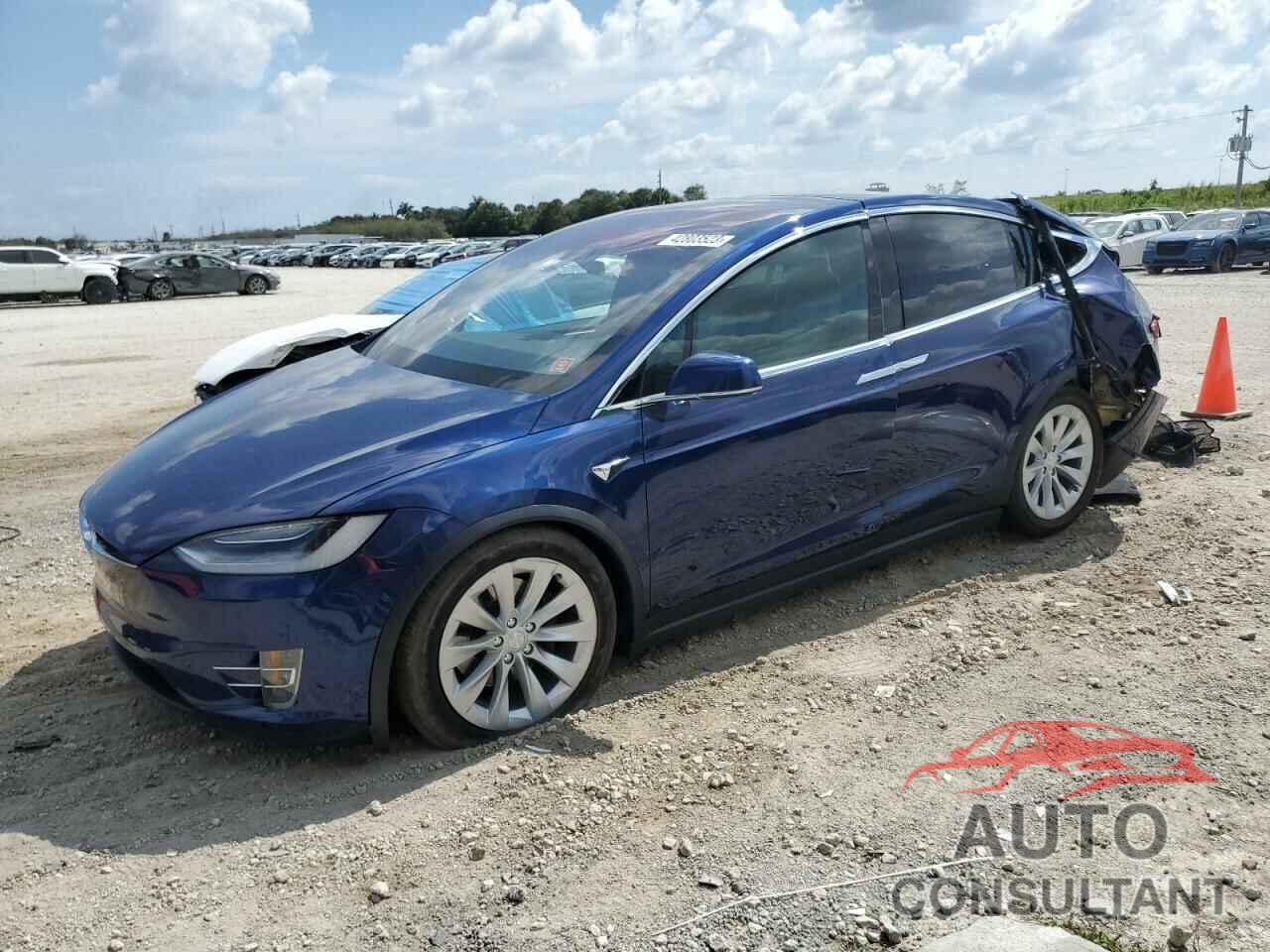 TESLA MODEL X 2020 - 5YJXCBE27LF297608