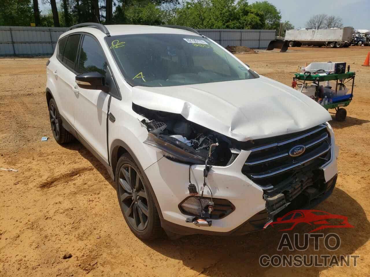 FORD ESCAPE 2017 - 1FMCU0JD1HUB42859