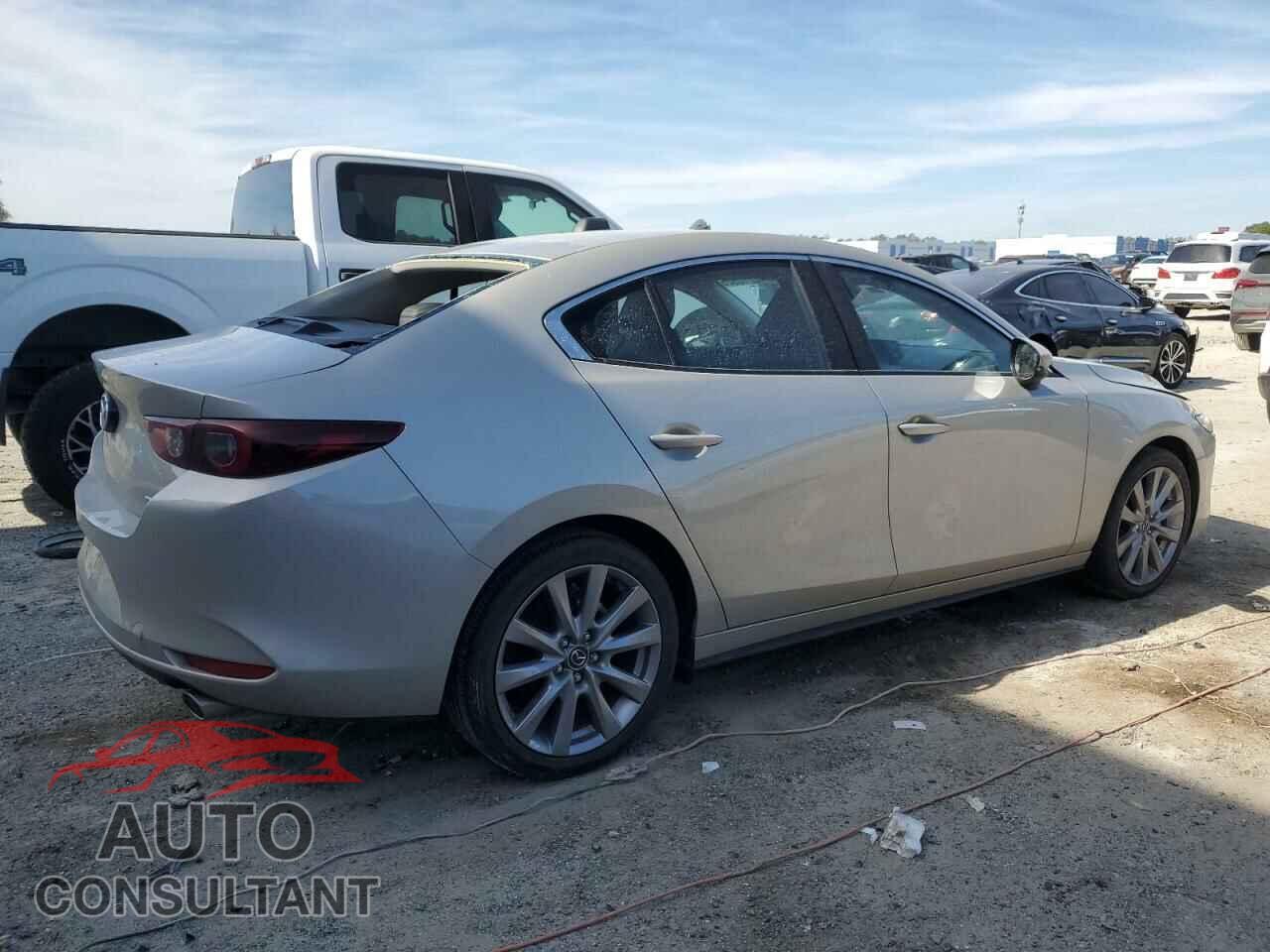 MAZDA 3 2022 - JM1BPBCL8N1507347
