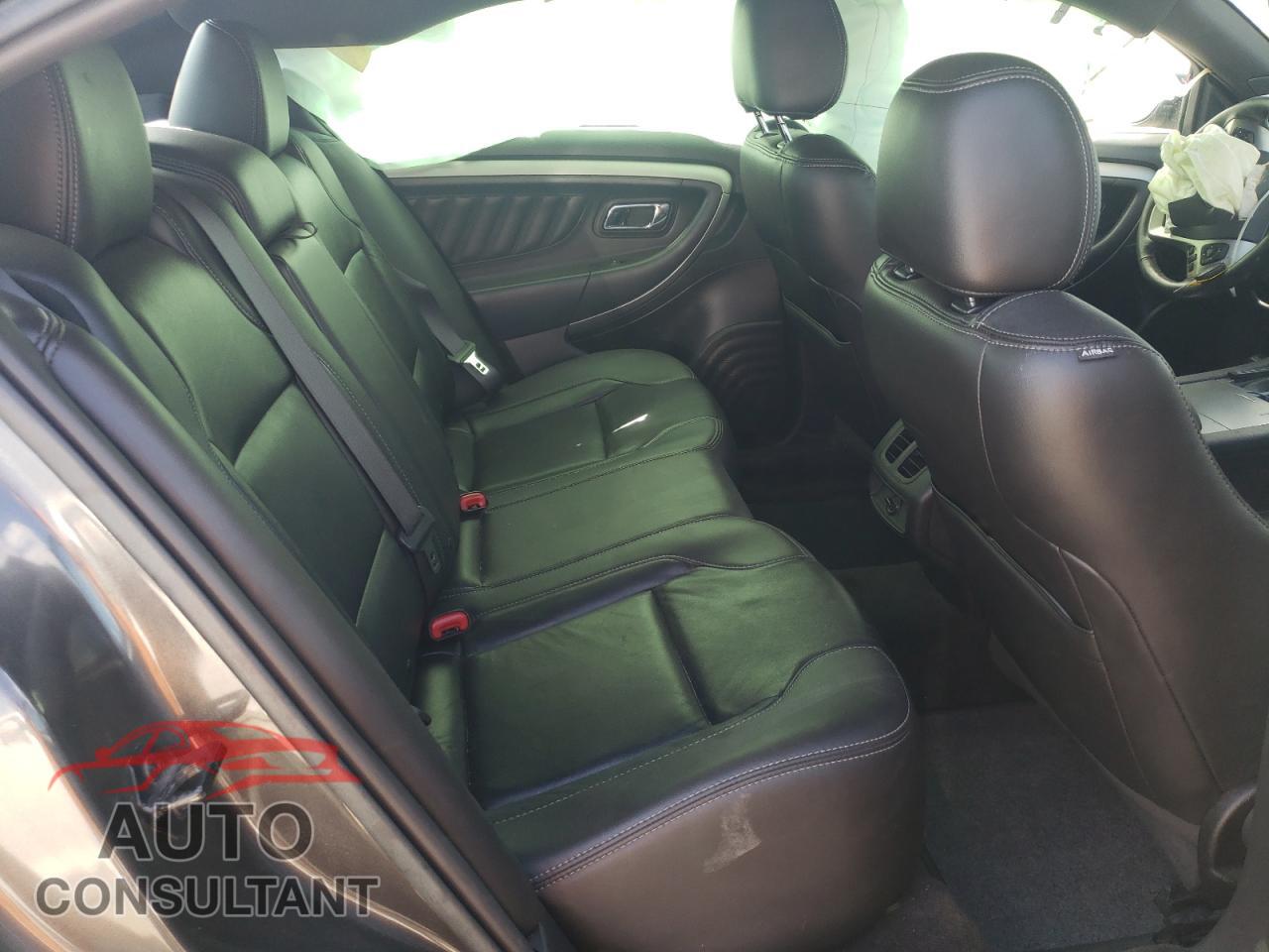 FORD TAURUS 2016 - 1FAHP2E82GG138137