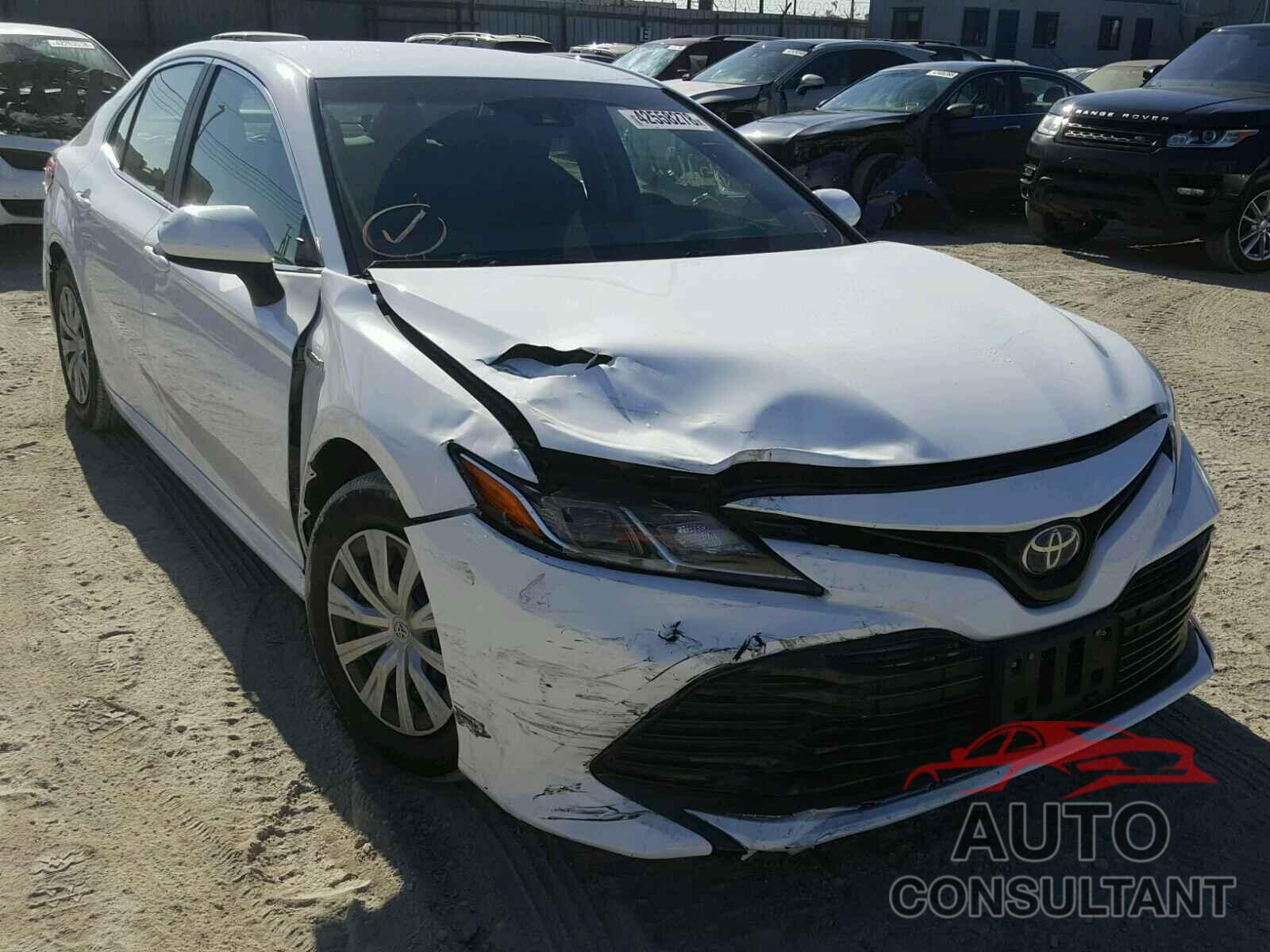 TOYOTA CAMRY 2018 - 4T1B31HK3JU502096