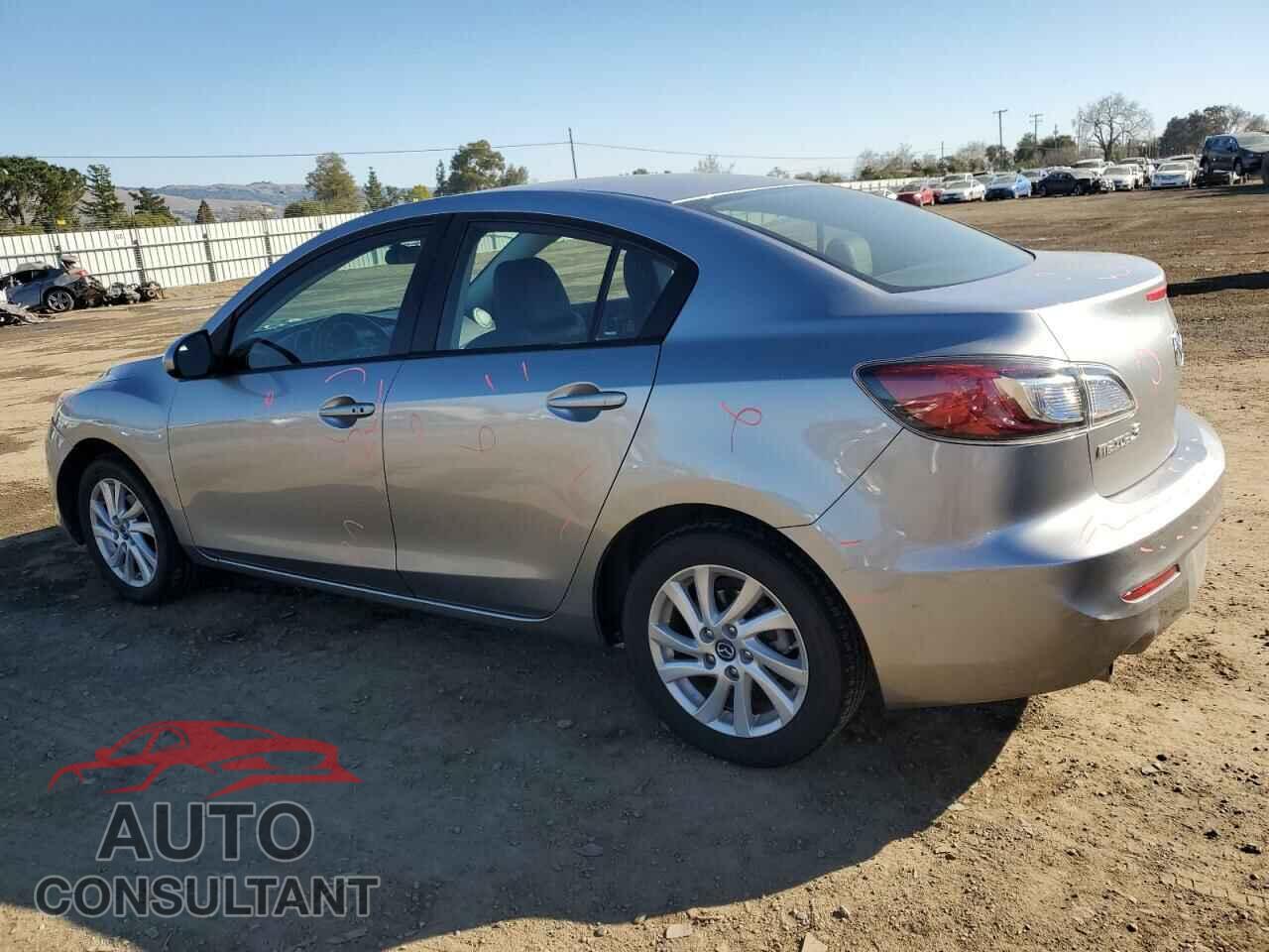MAZDA 3 2013 - JM1BL1W73D1758568