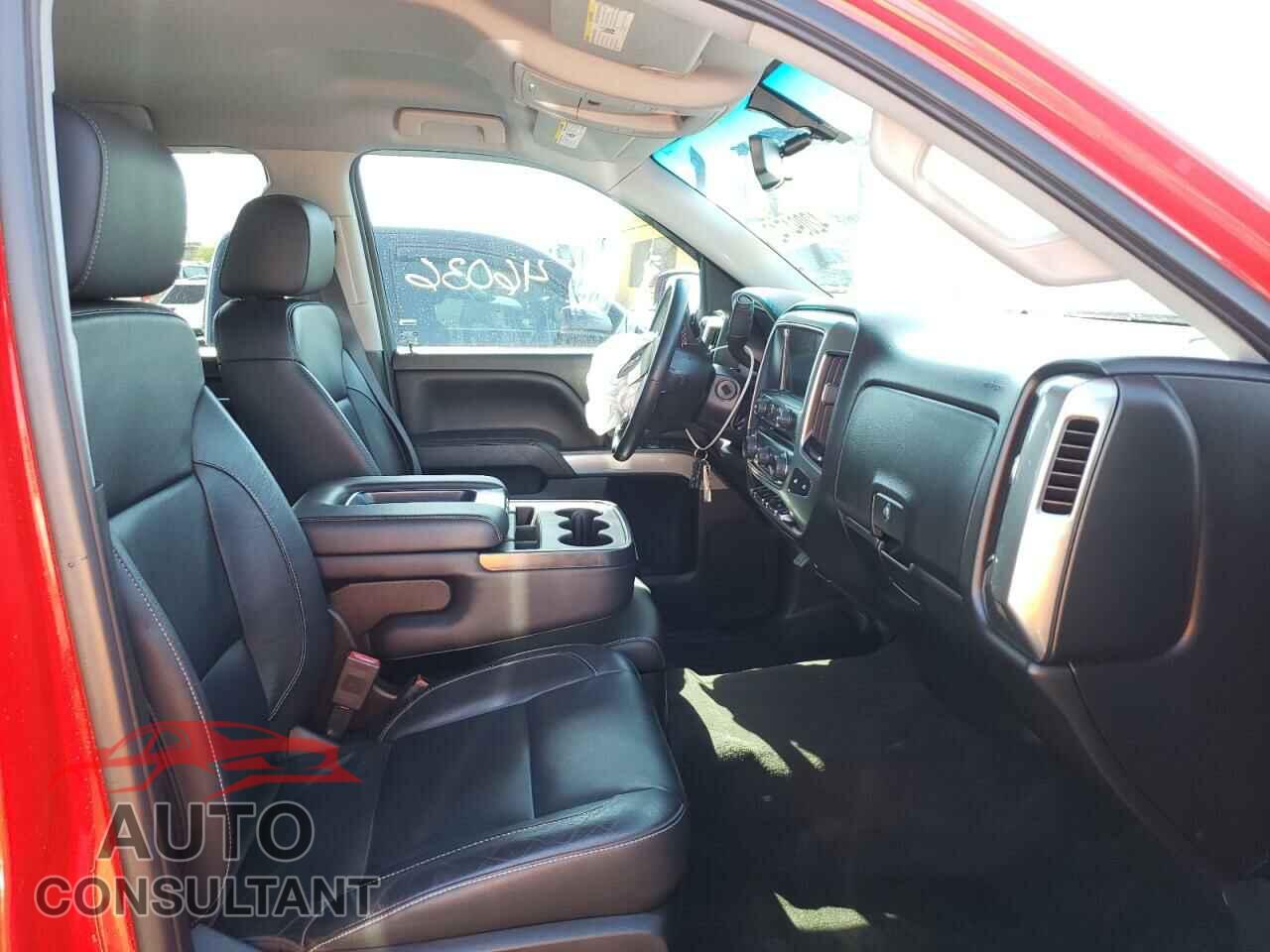 CHEVROLET SILVERADO 2018 - 3GCUKREC9JG111663