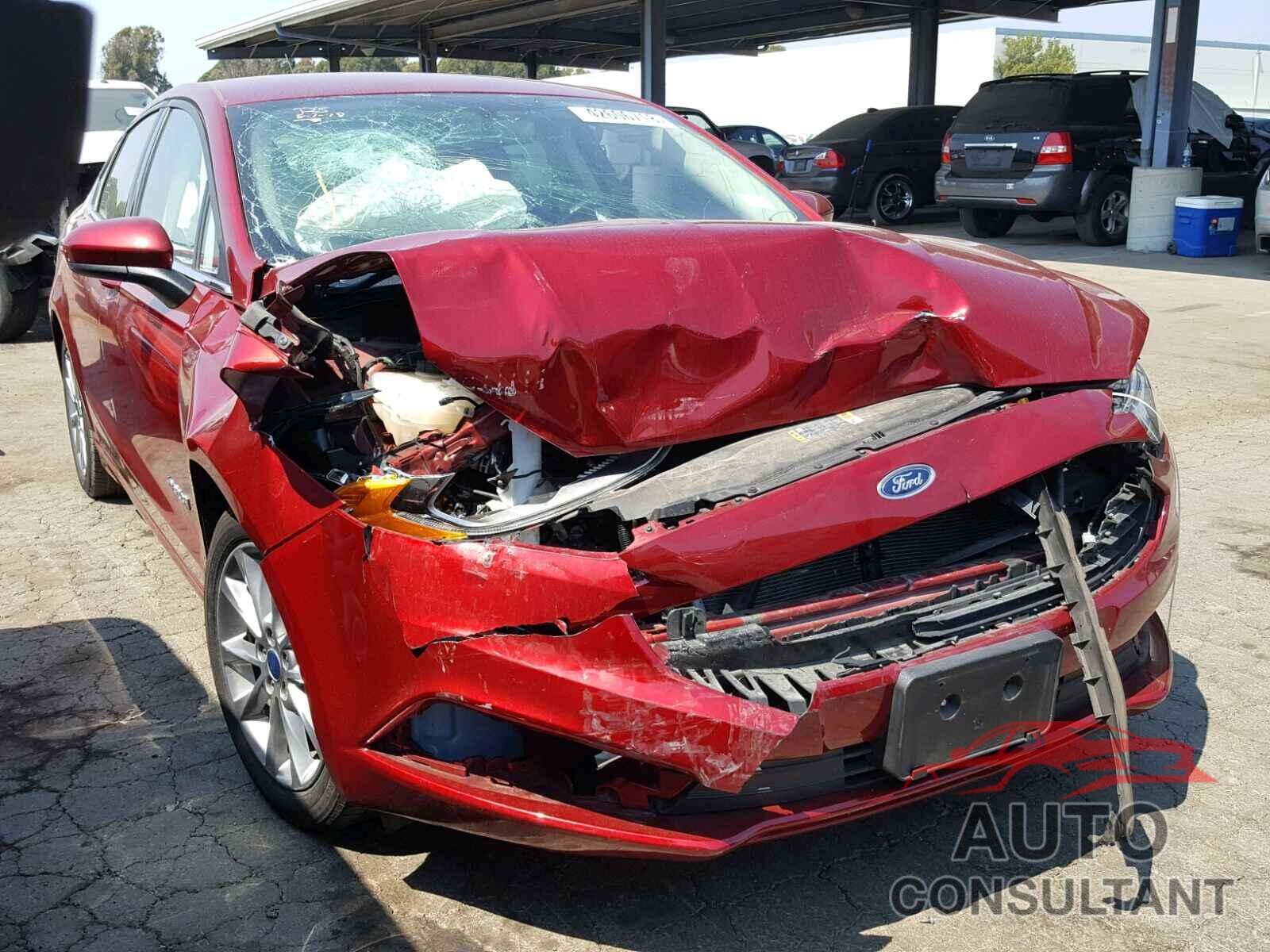 FORD FUSION 2017 - 3FA6P0LU8HR381344
